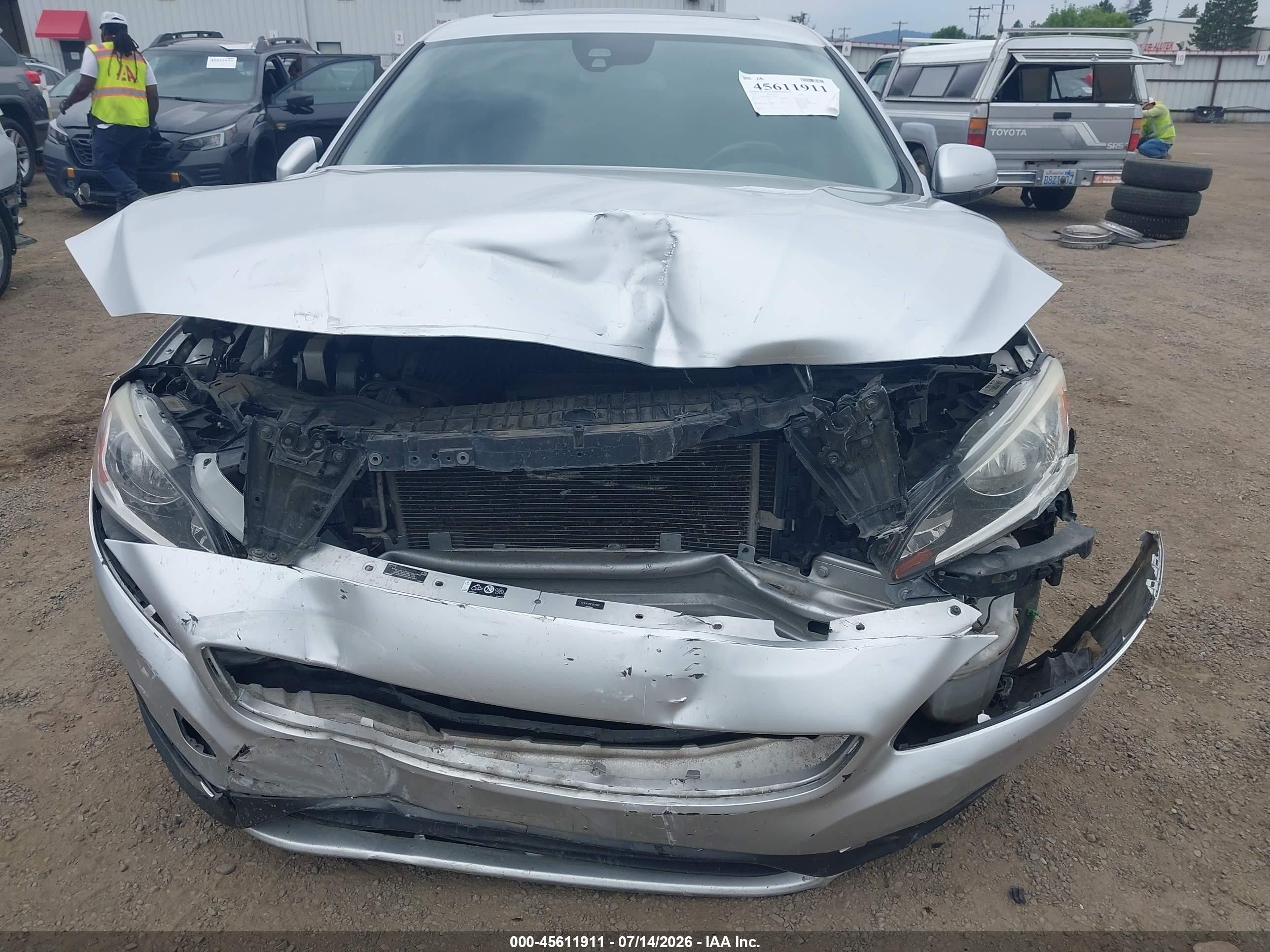 2015 Volvo S60 T5 Premier Silver vin: YV1612TB1F1307237