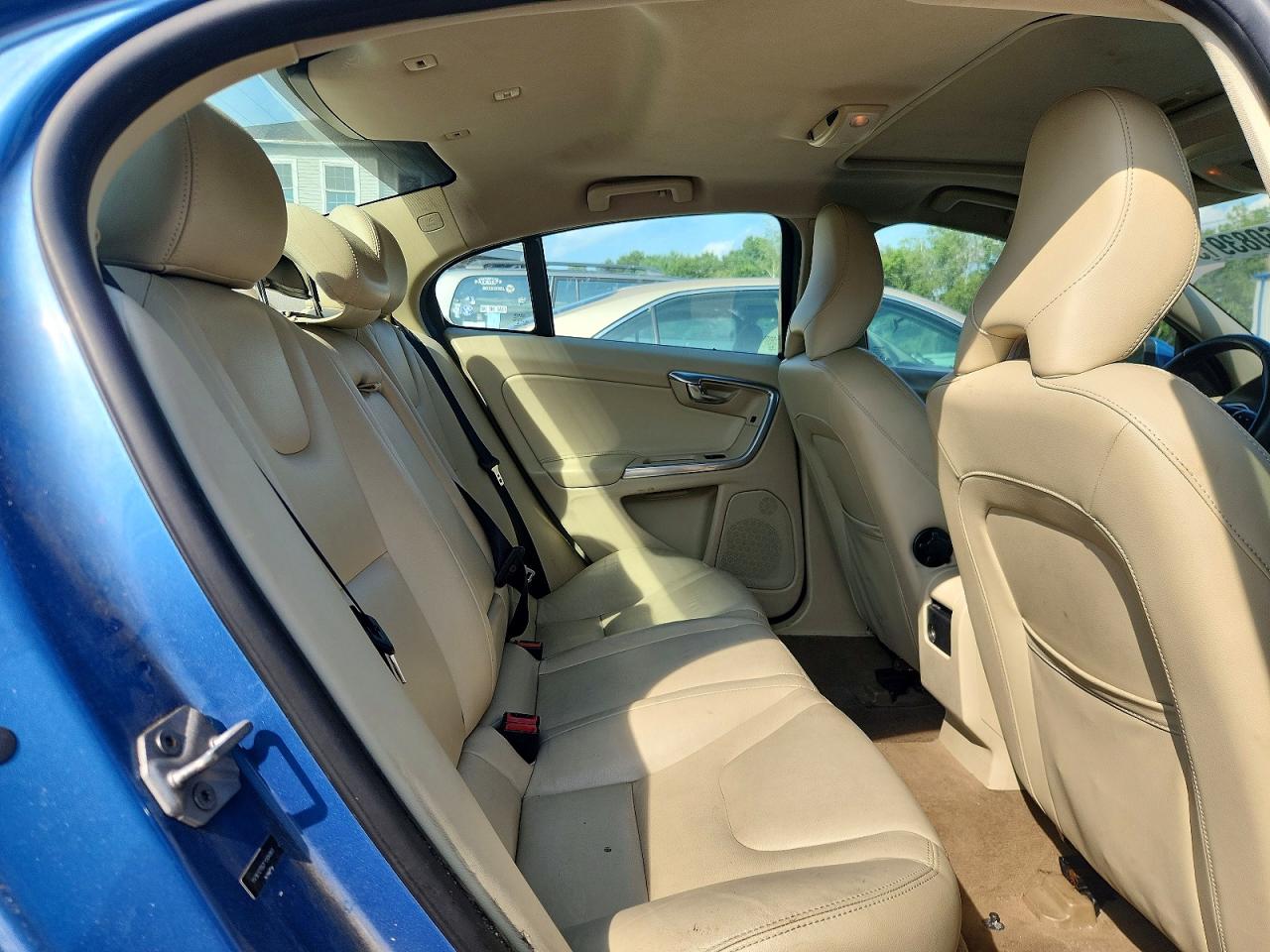 2015 Volvo S60 Premier Blue vin: YV1612TB2F1304993