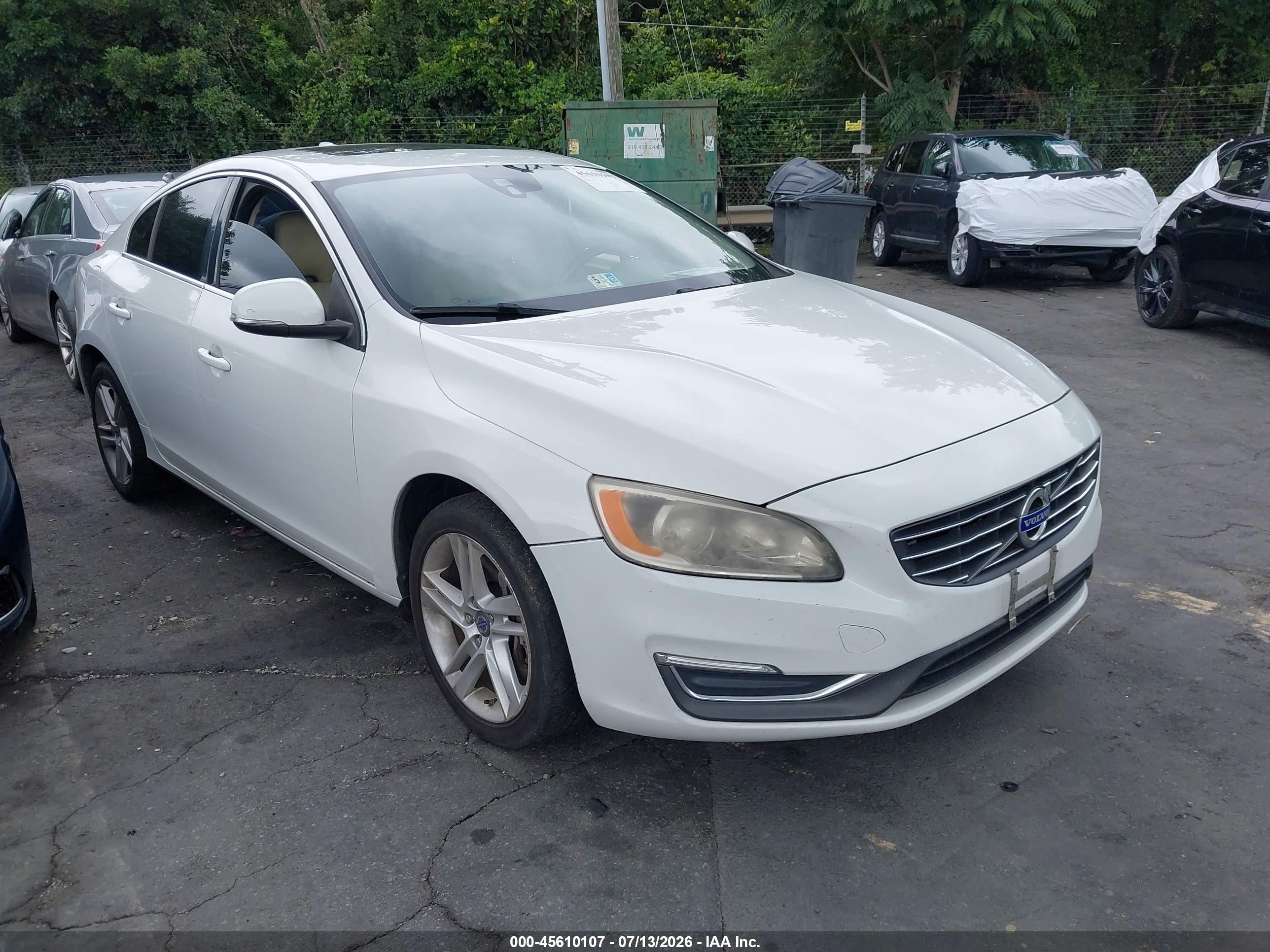 2015 Volvo S60 T5 Premier White vin: YV1612TB4F1317969