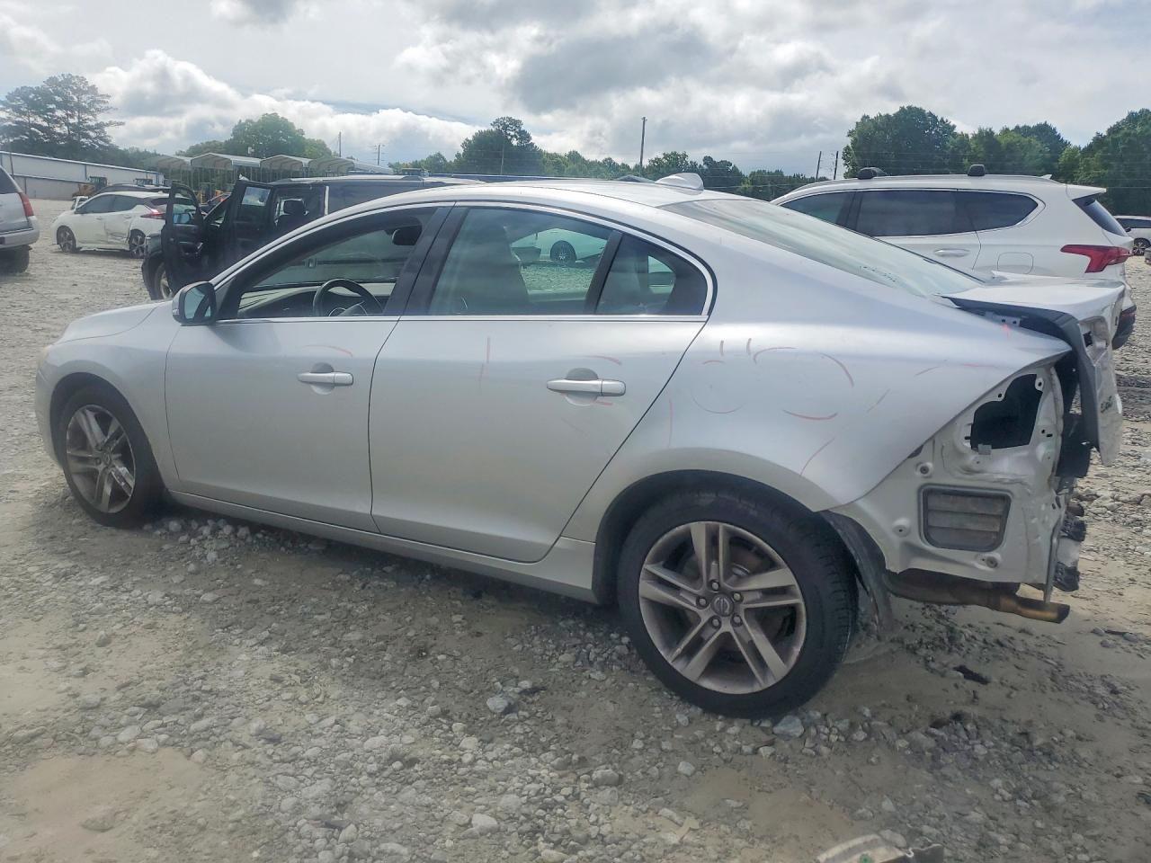 2015 Volvo S60 Premier Silver vin: YV1612TB4F2318372