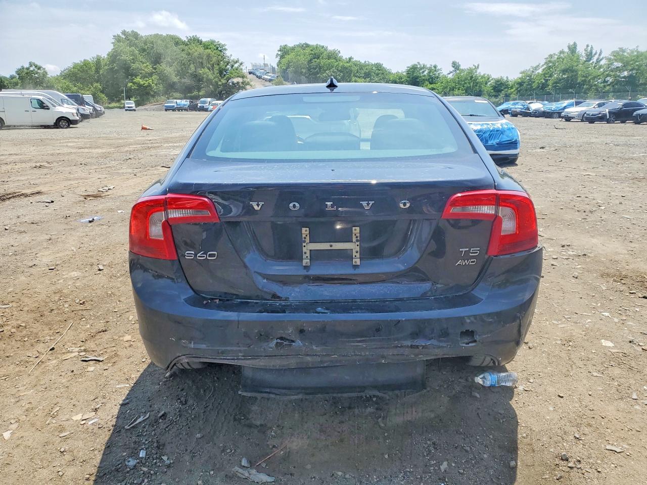2015 Volvo S60 Premier Black vin: YV1612TB6F1307170