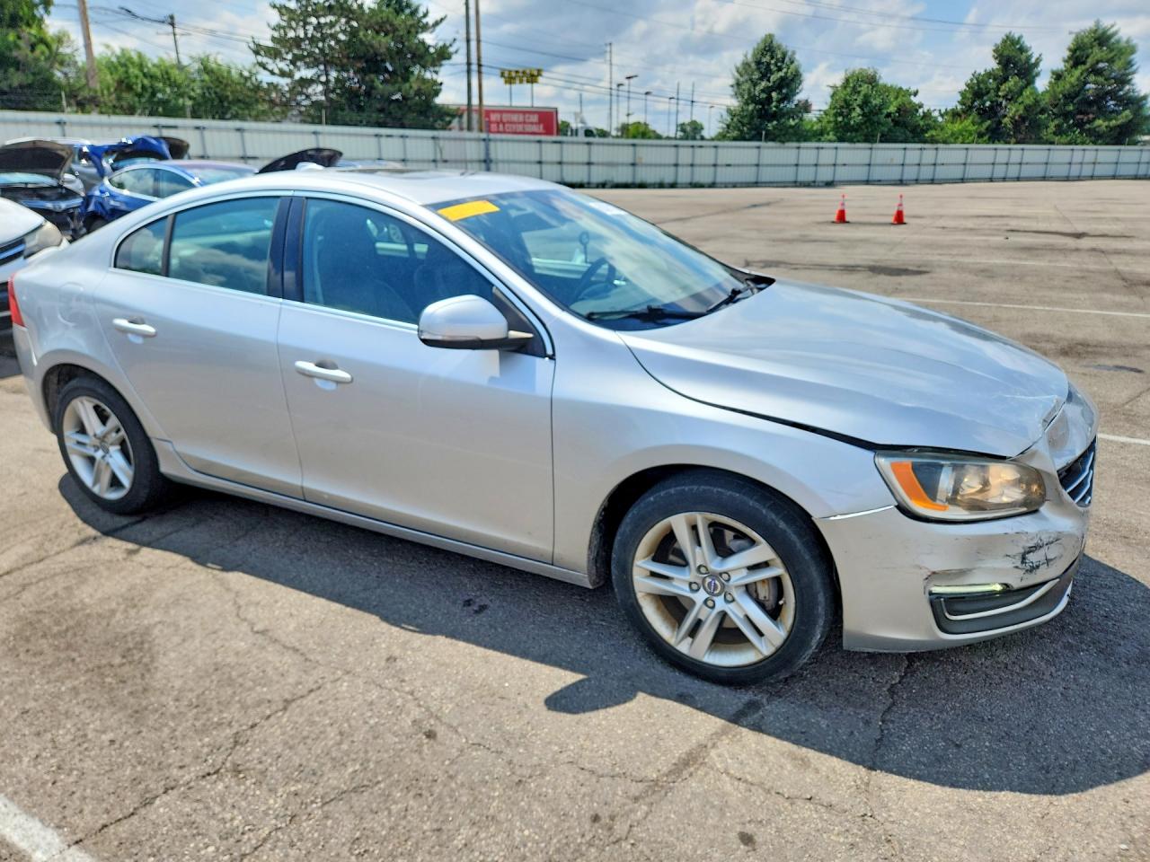 2015 Volvo S60 Premier Silver vin: YV1612TB7F2306409
