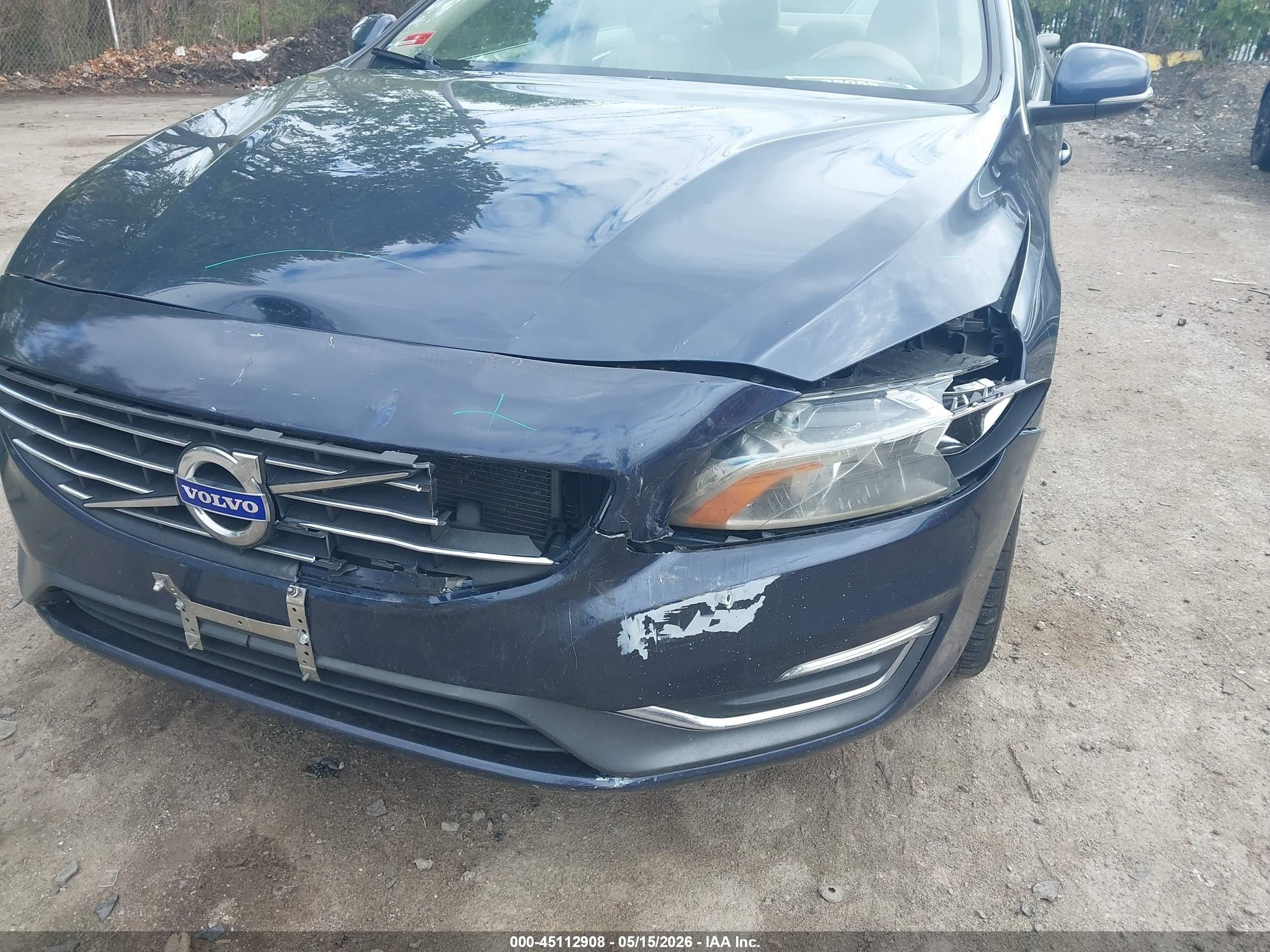 2015 Volvo S60 T5 Premier Blue vin: YV1612TBXF1317894