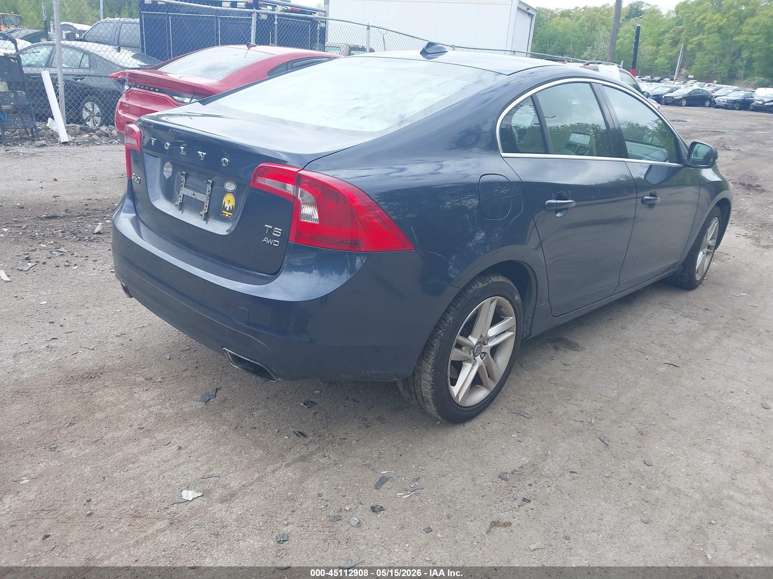2015 Volvo S60 T5 Premier Blue vin: YV1612TBXF1317894