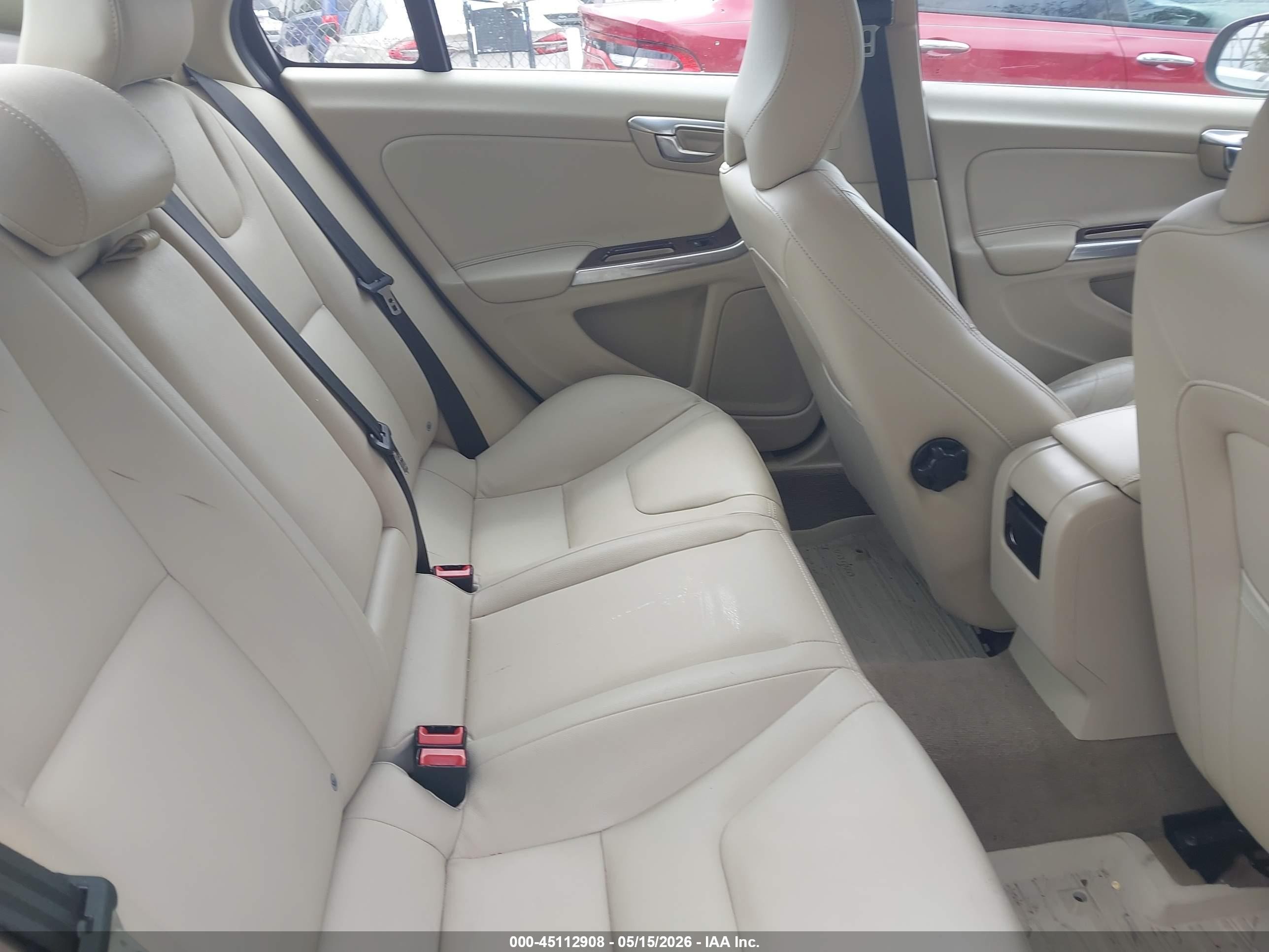 2015 Volvo S60 T5 Premier Blue vin: YV1612TBXF1317894