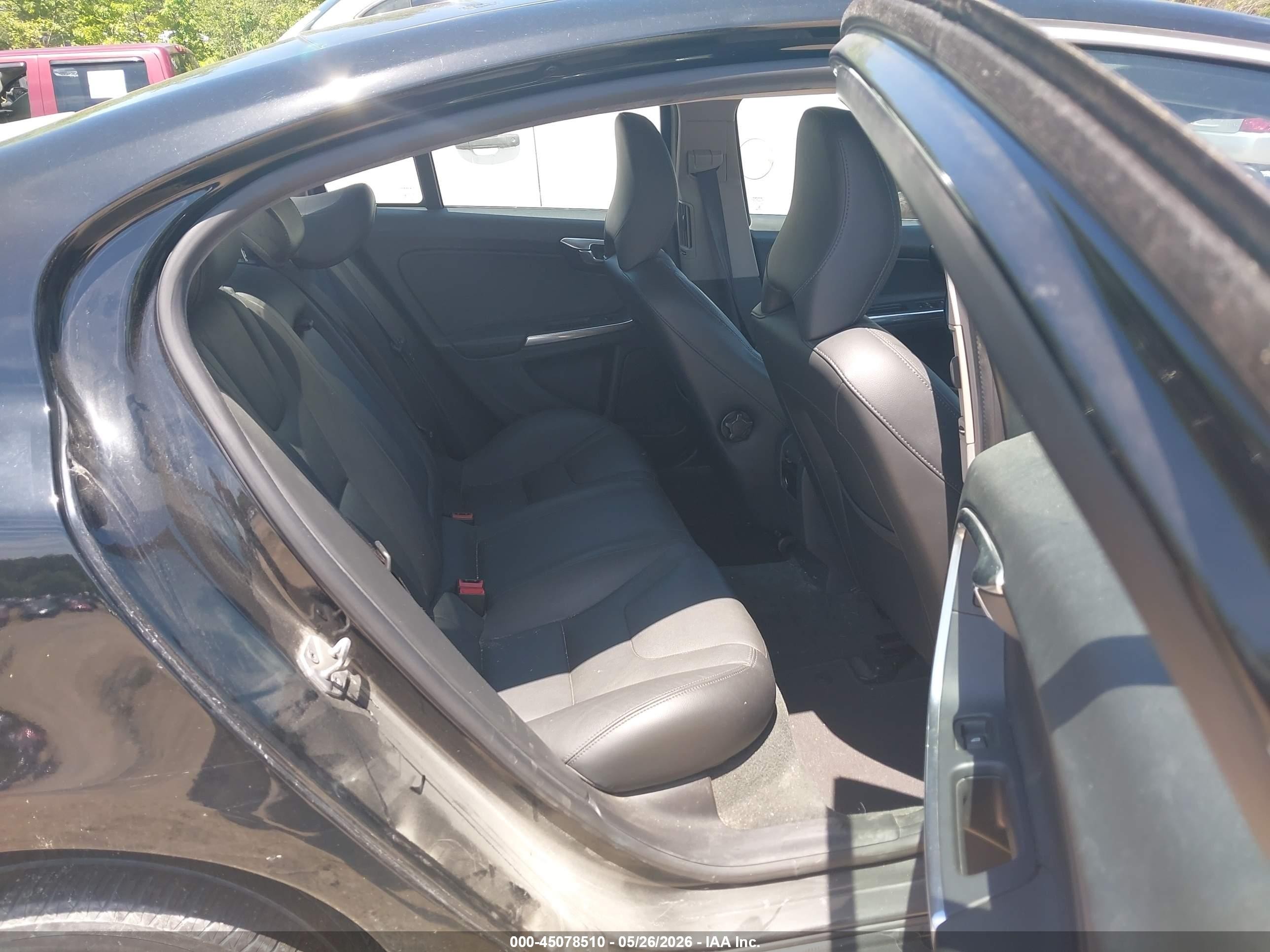2015 Volvo S60 T5 Premier Plus Black vin: YV1612TC8F2307383