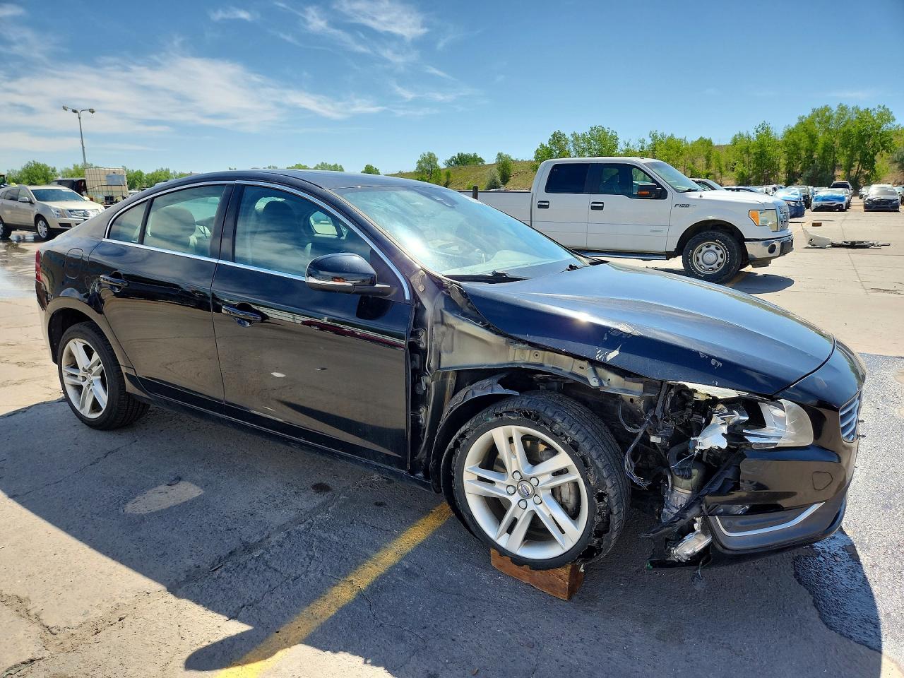 2015 Volvo S60 Premier Black vin: YV1612TK0F1360107
