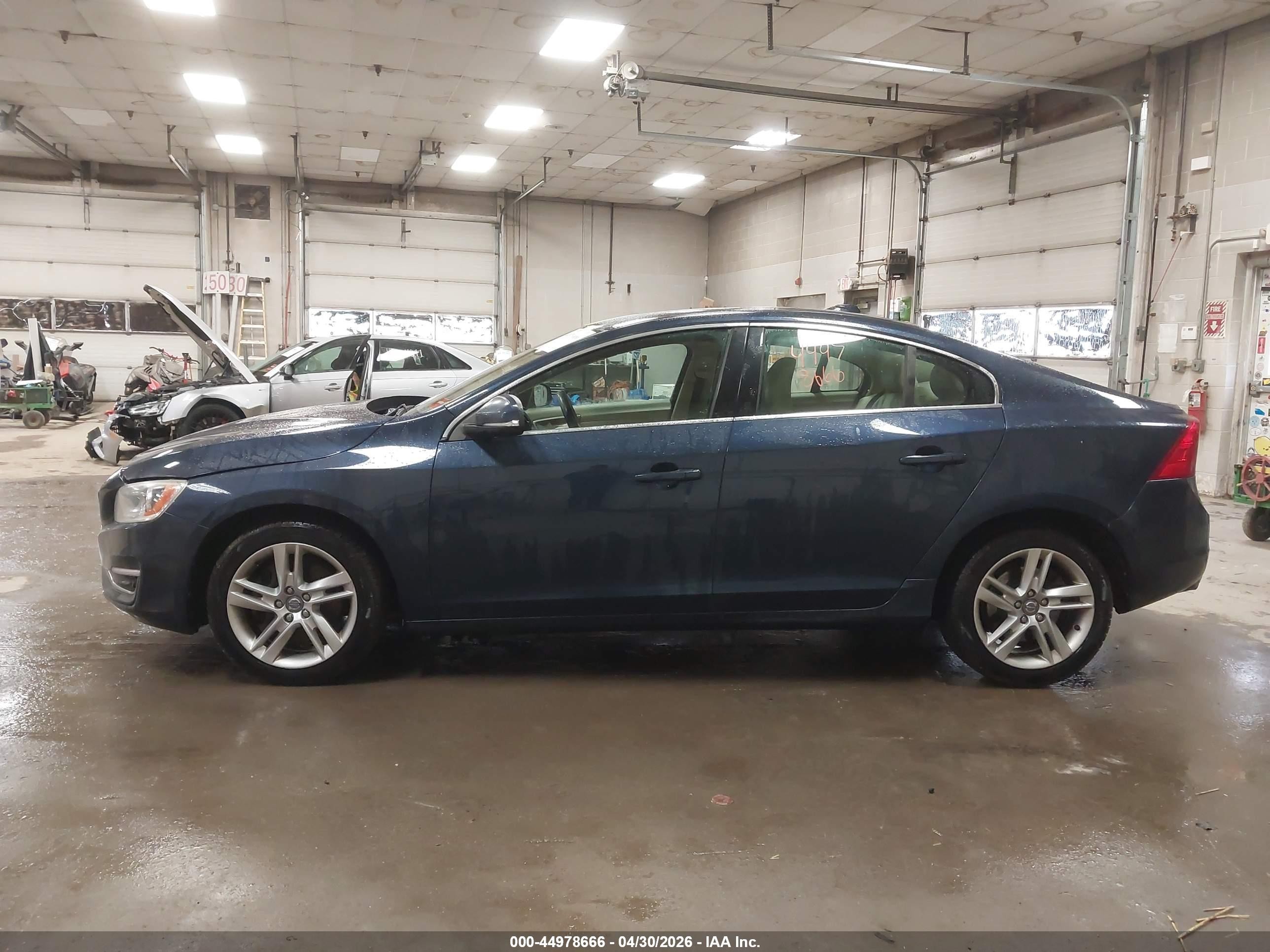 2015 Volvo S60 T5 Premier Синий vin: YV1612TK1F1346829