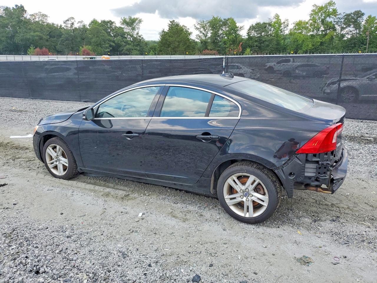 2015 Volvo S60 Premier Черный vin: YV1612TK3F1357198