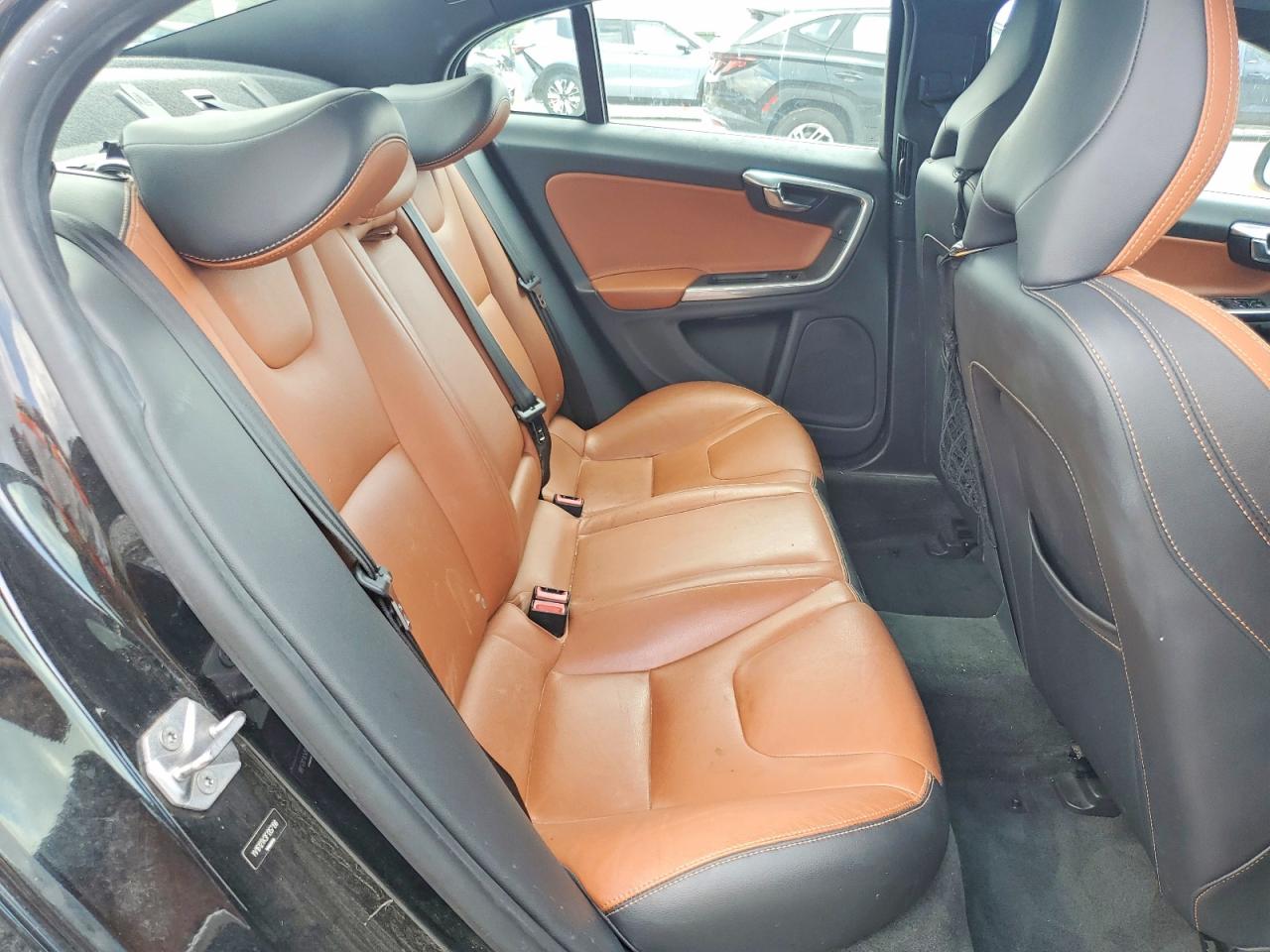 2015 Volvo S60 Premier Черный vin: YV1612TK3F1357198