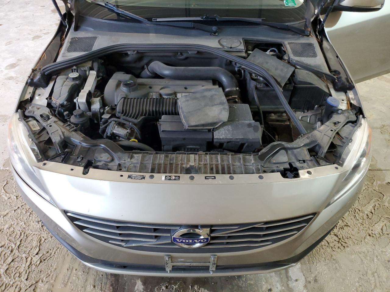2015 Volvo S60 Premier Бежевый vin: YV1612TK3F2356904