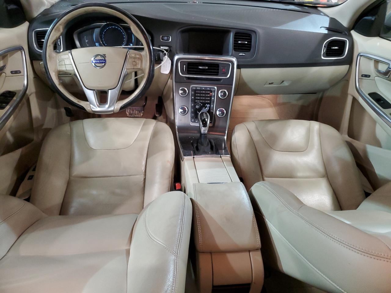 2015 Volvo S60 Premier Бежевый vin: YV1612TK3F2356904
