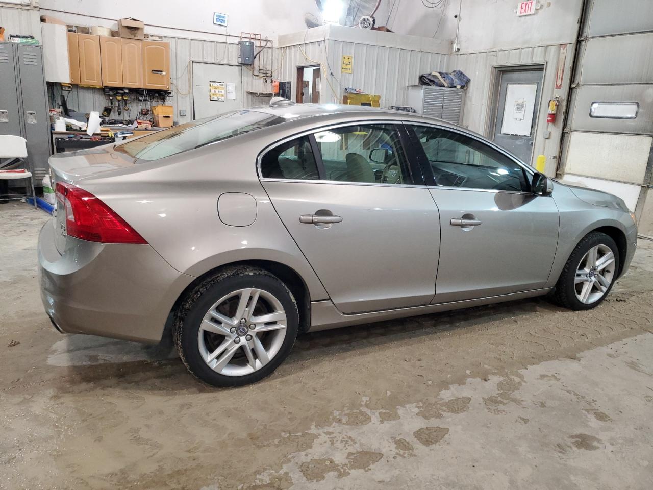 2015 Volvo S60 Premier Бежевый vin: YV1612TK3F2356904