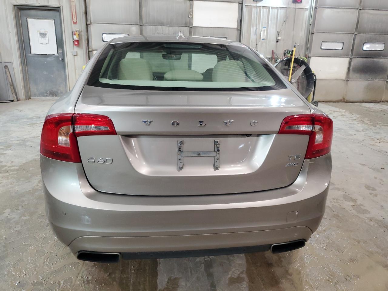 2015 Volvo S60 Premier Бежевый vin: YV1612TK3F2356904