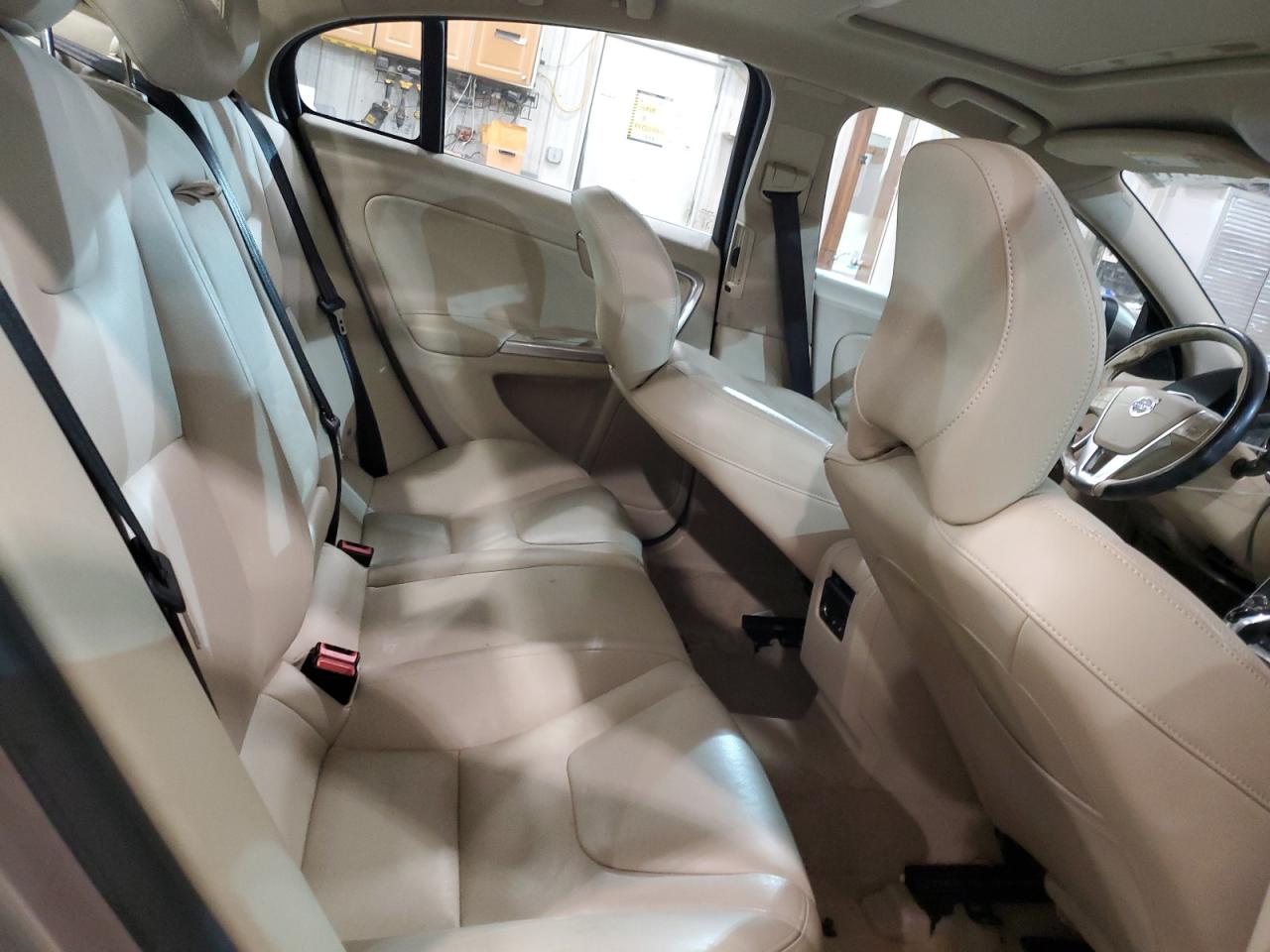 2015 Volvo S60 Premier Бежевый vin: YV1612TK3F2356904