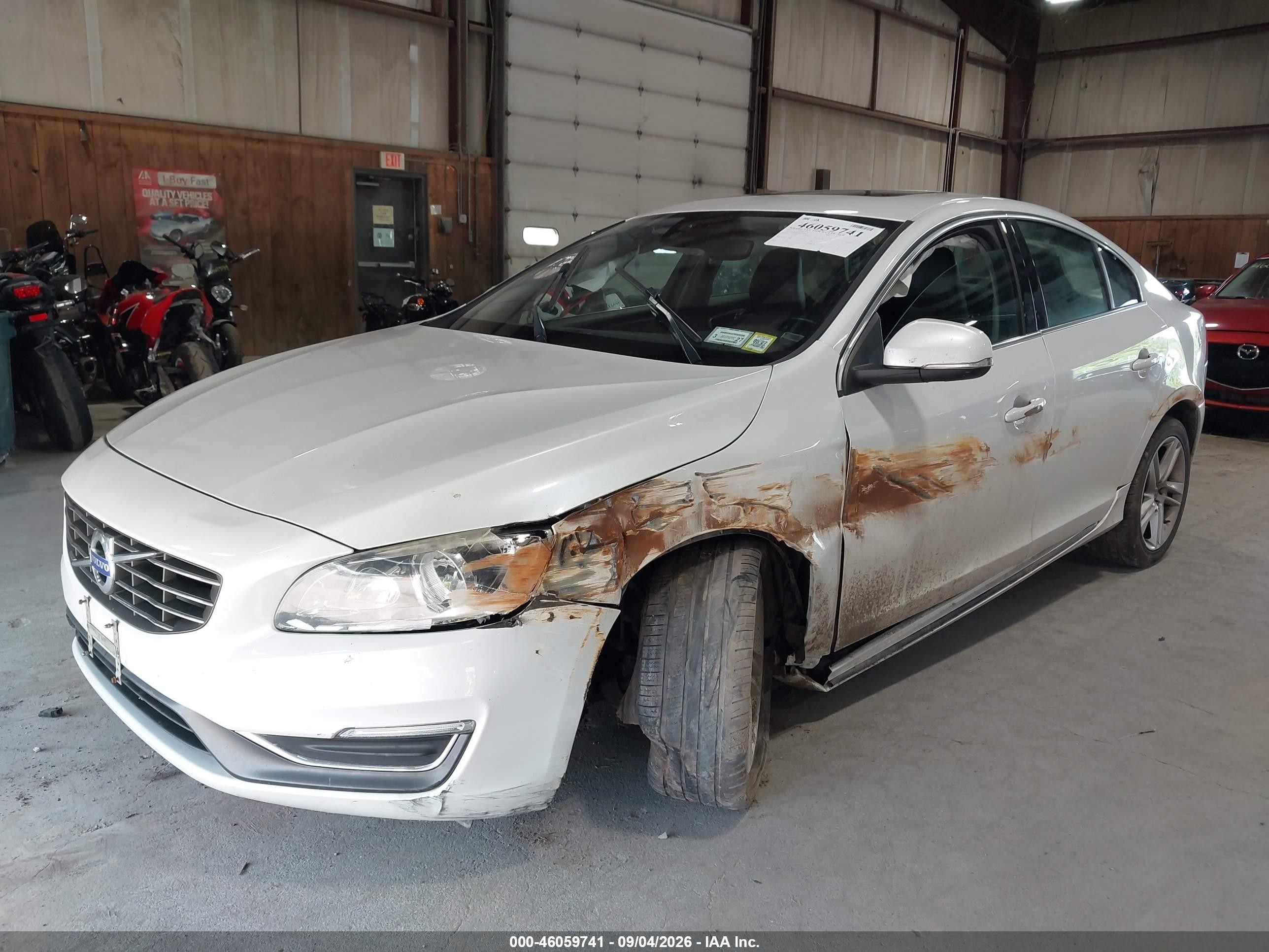 2015 Volvo S60 T5 Premier Белый vin: YV1612TK4F2334958