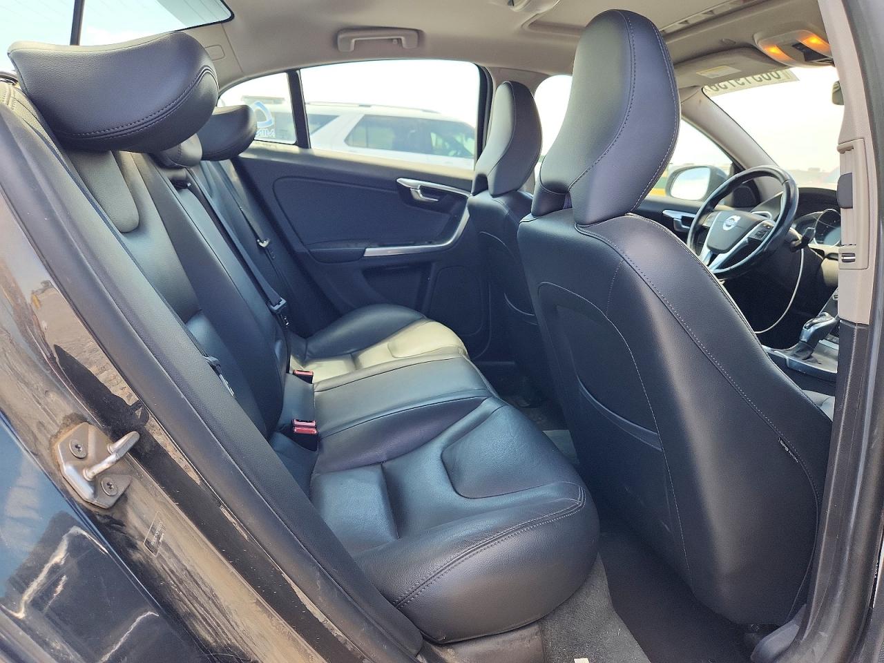 2015 Volvo S60 Premier Charcoal vin: YV1612TK5F1351578