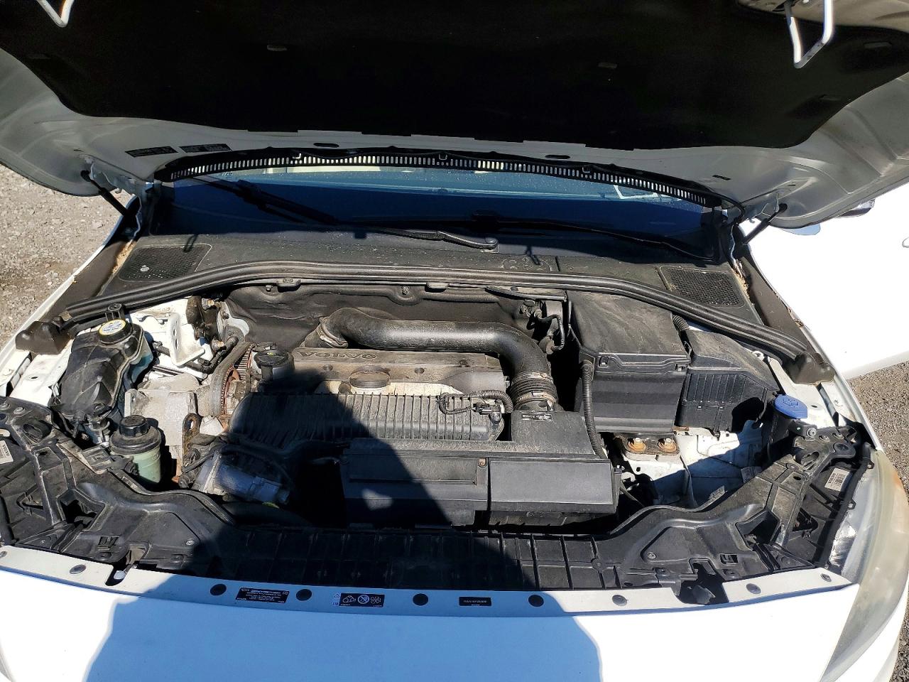 2015 Volvo S60 Premier White vin: YV1612TK7F2335022