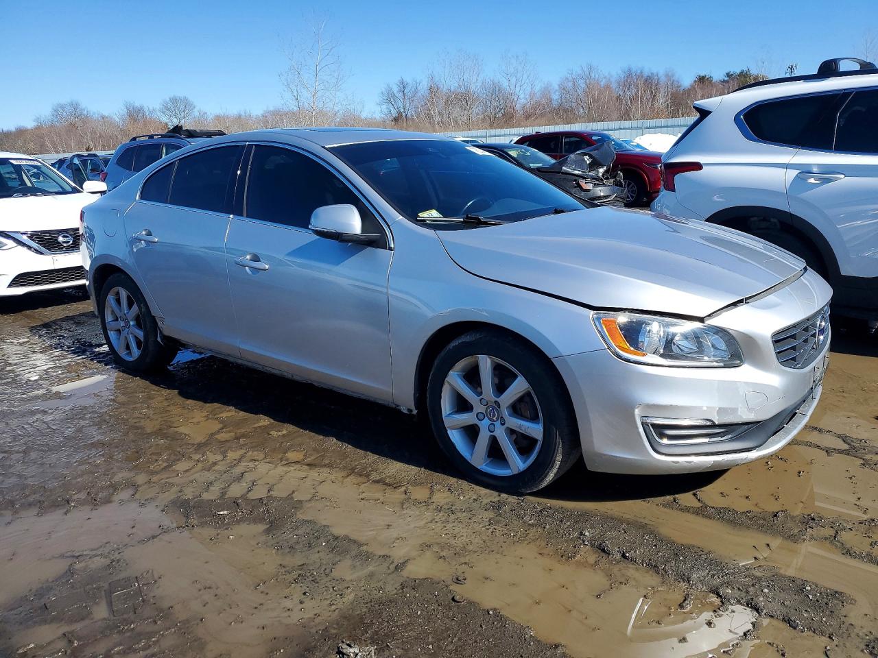 2016 Volvo S60 Premier Silver vin: YV1612TK7G2404518