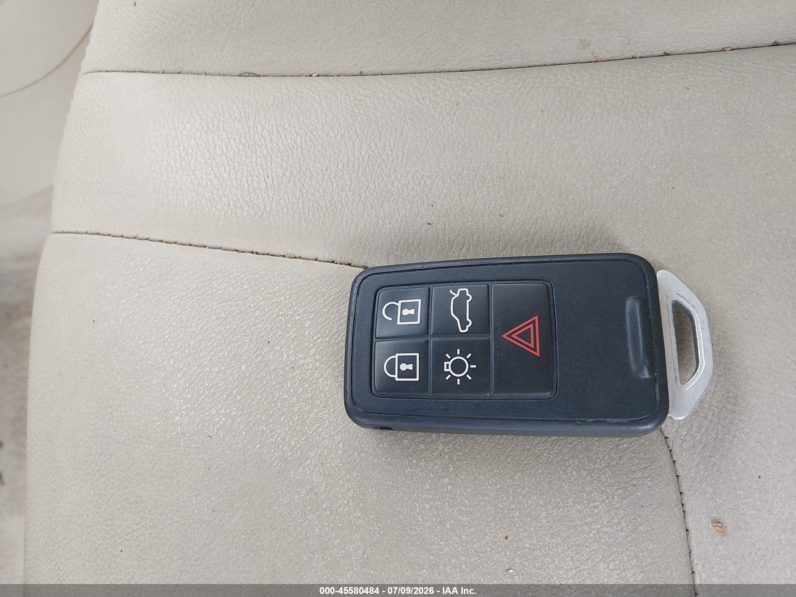 2015 Volvo S60 T5 Premier Silver vin: YV1612TK9F1357173
