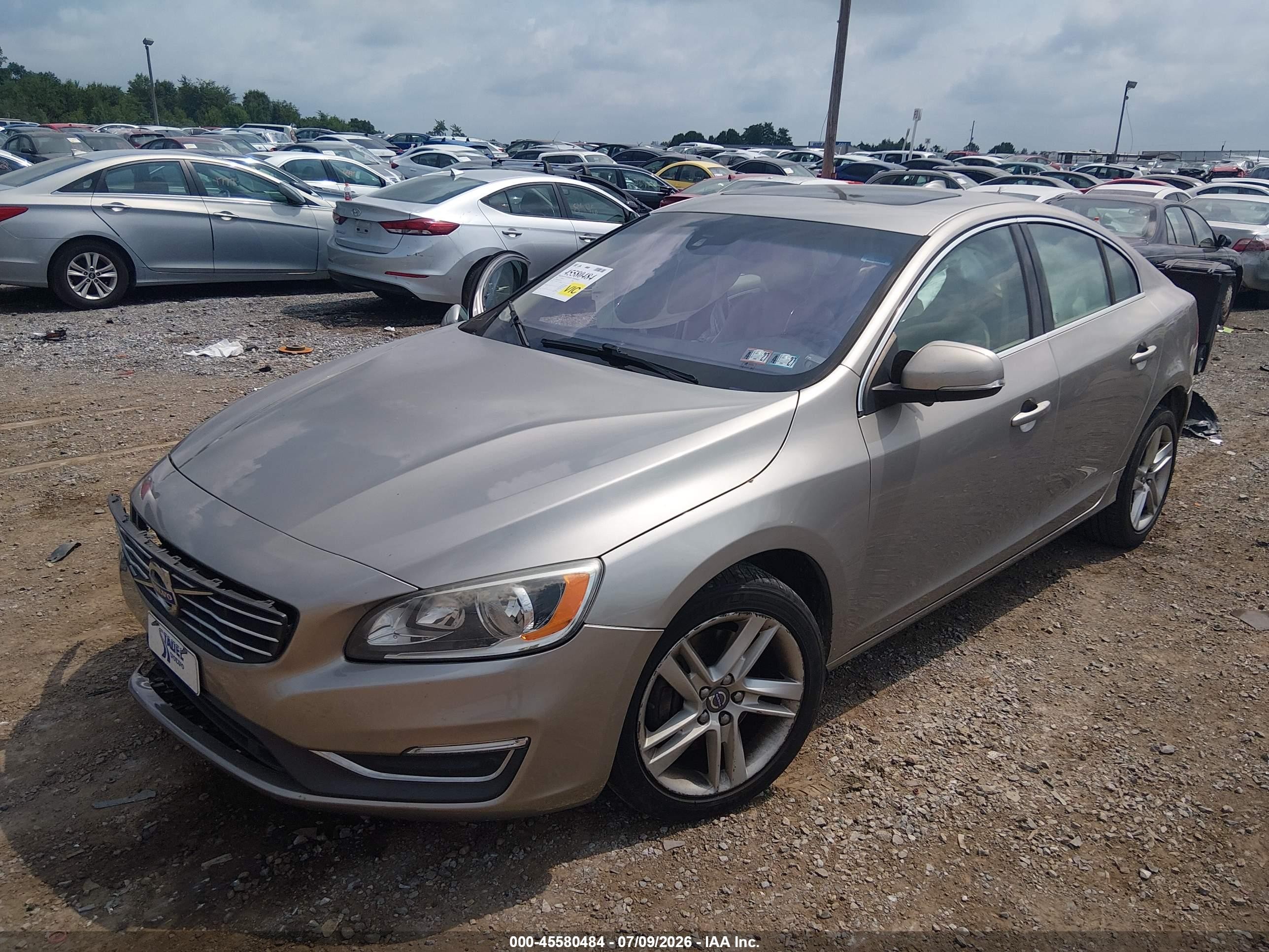 2015 Volvo S60 T5 Premier Silver vin: YV1612TK9F1357173