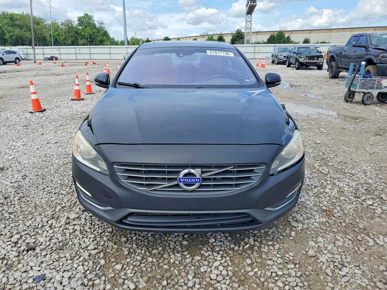 2015 Volvo S60 Premier Black vin: YV1612TK9F2354154