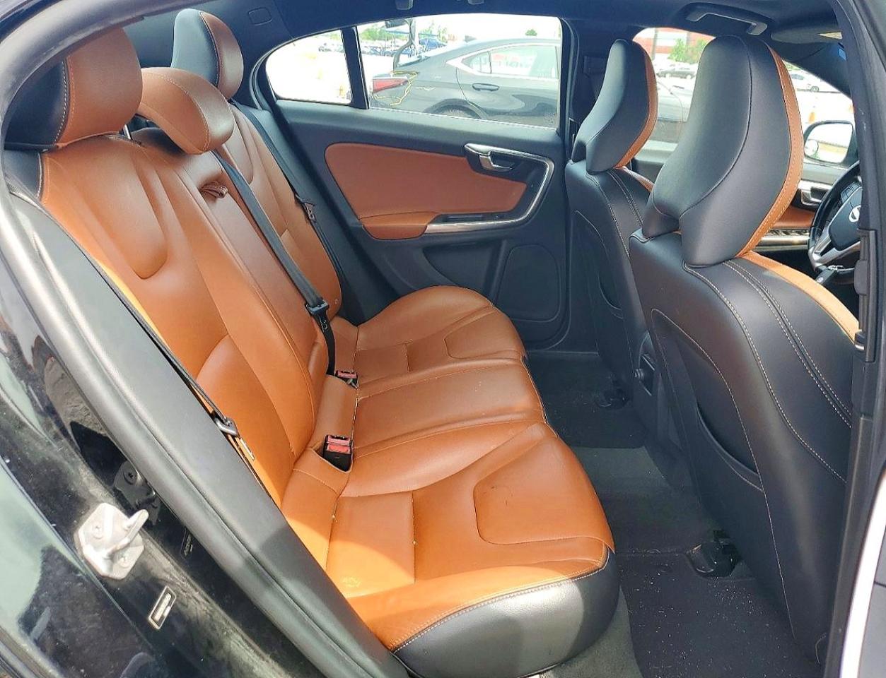 2015 Volvo S60 Premier Black vin: YV1612TK9F2354154