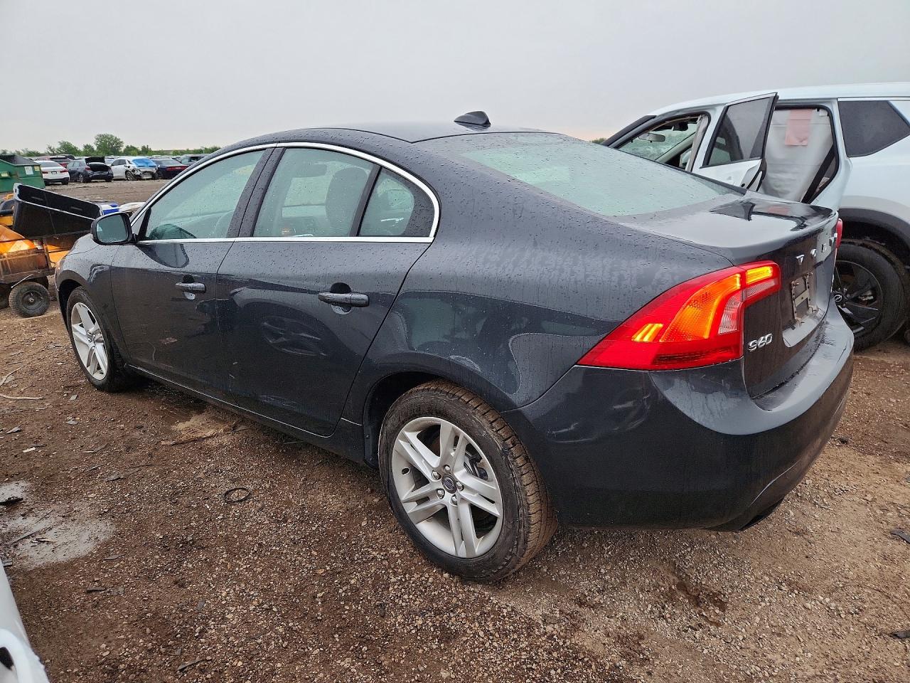 2015 Volvo S60 Premier Charcoal vin: YV1612TK9F2356423