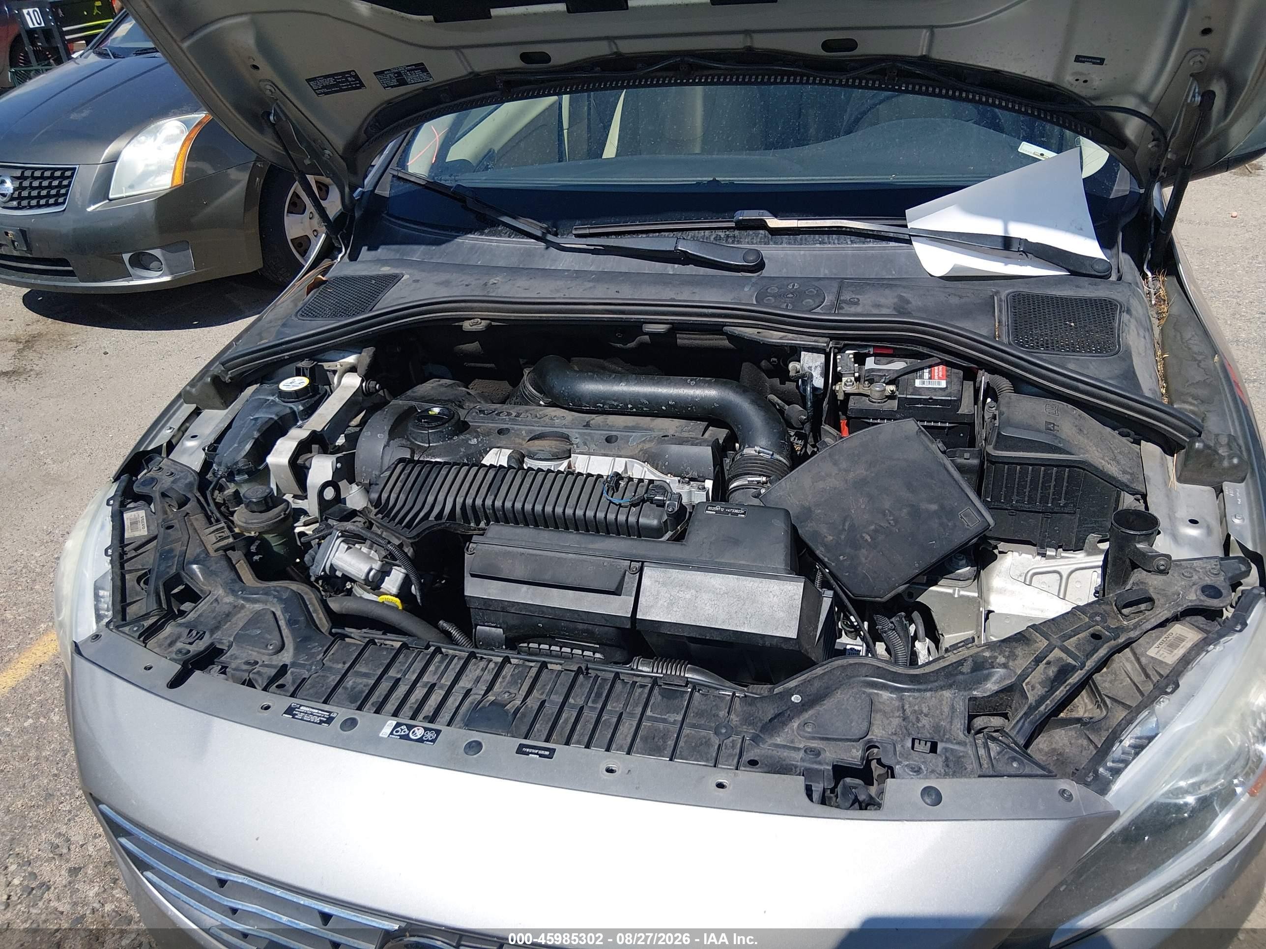 2015 Volvo S60 T5 Premier Серый vin: YV1612TKXF1335389