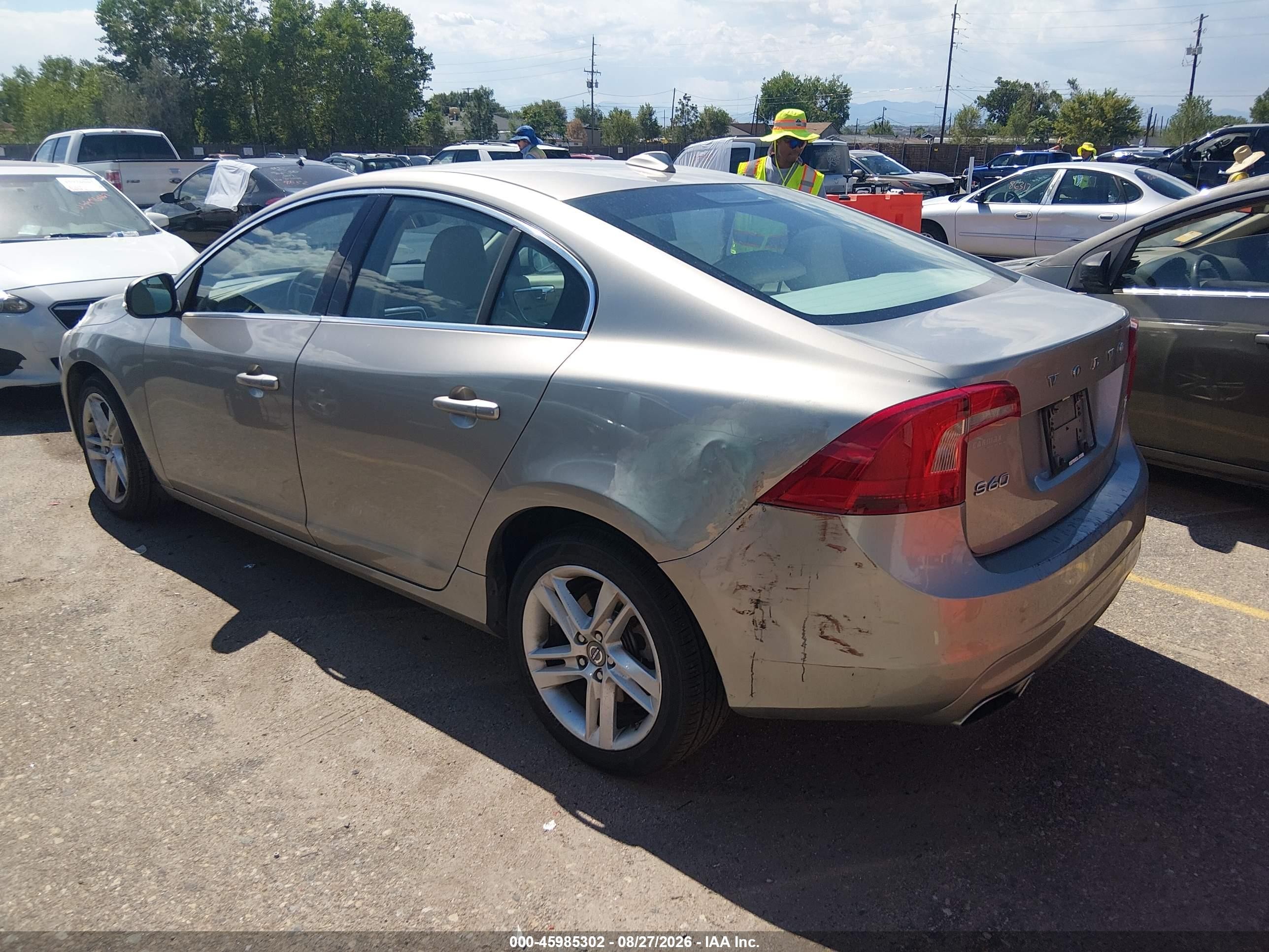2015 Volvo S60 T5 Premier Серый vin: YV1612TKXF1335389