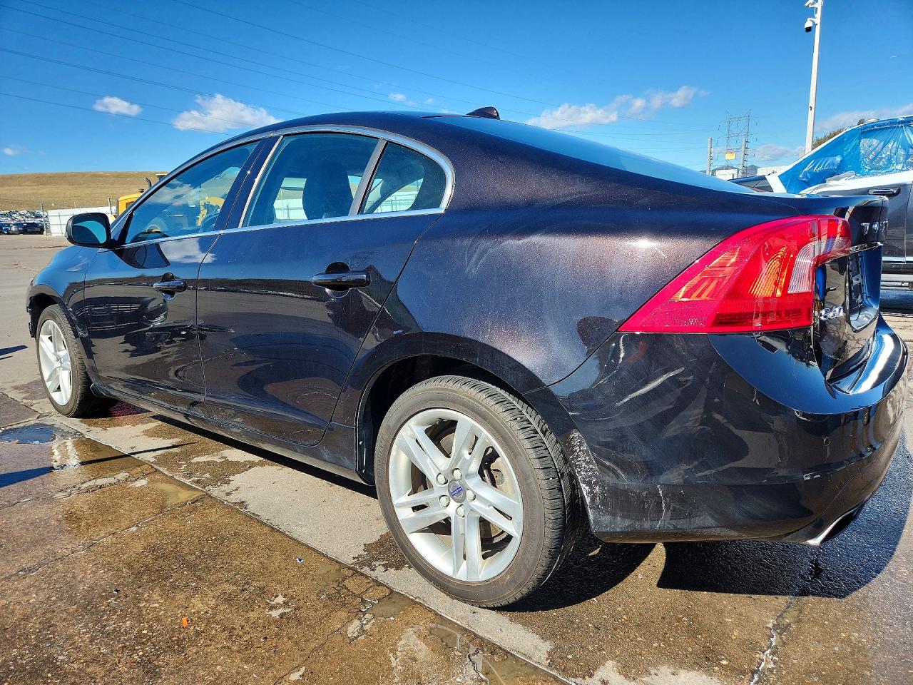 2015 Volvo S60 Premier Brown vin: YV1612TKXF2361680