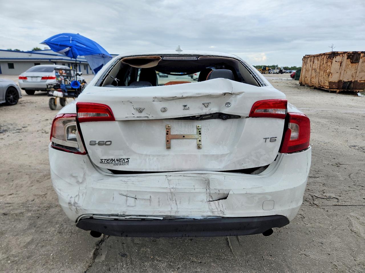 2012 Volvo S60 T5 White vin: YV1622FS0C2035486