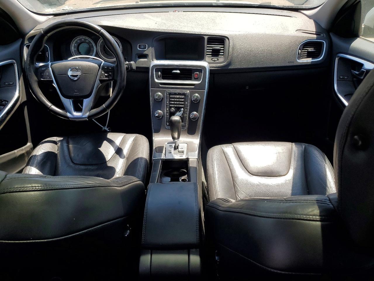 2012 Volvo S60 T5 Silver vin: YV1622FS0C2036220
