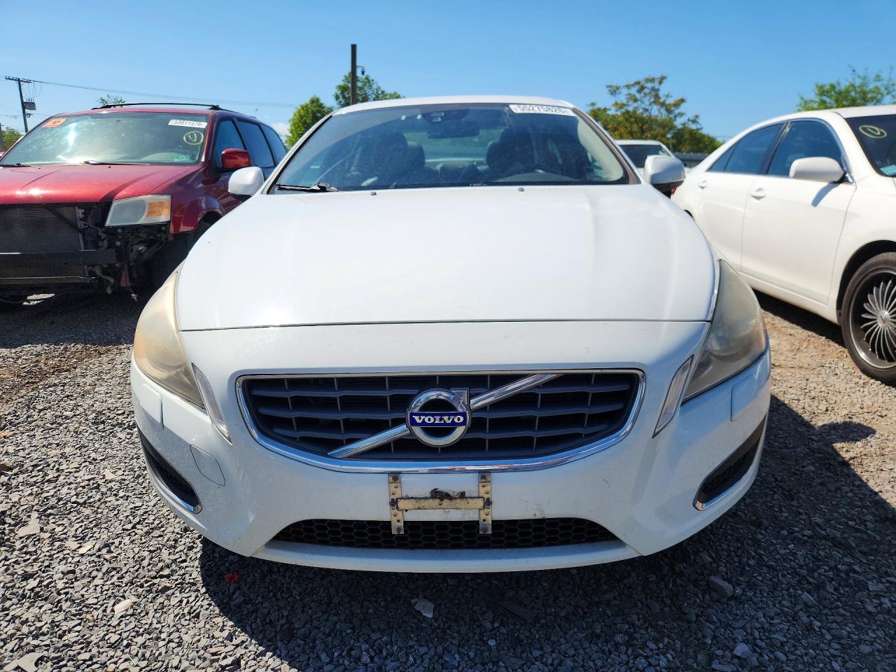2012 Volvo S60 T5 White vin: YV1622FS0C2102717