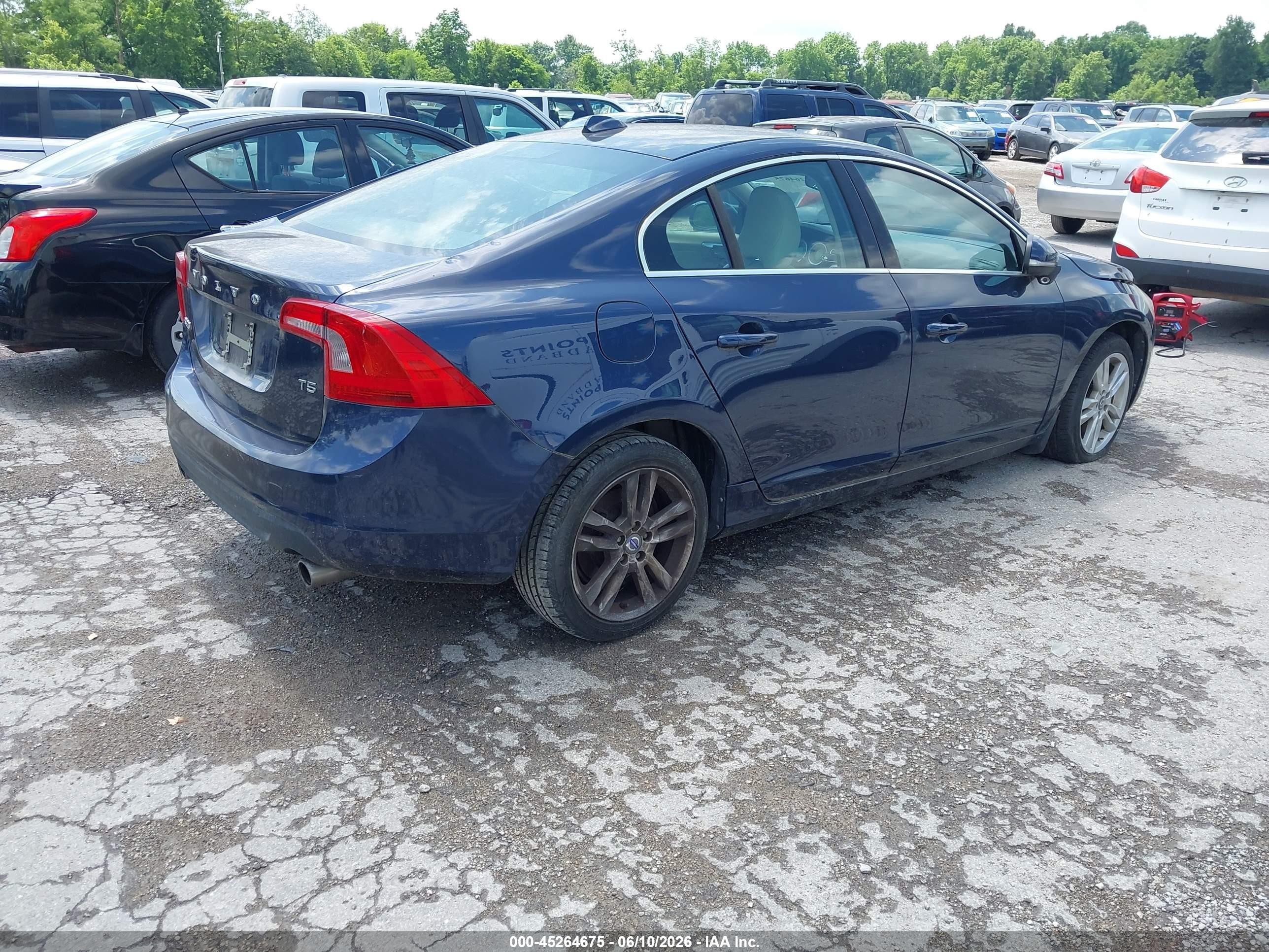 2012 Volvo S60 T5 Синий vin: YV1622FS0C2121266