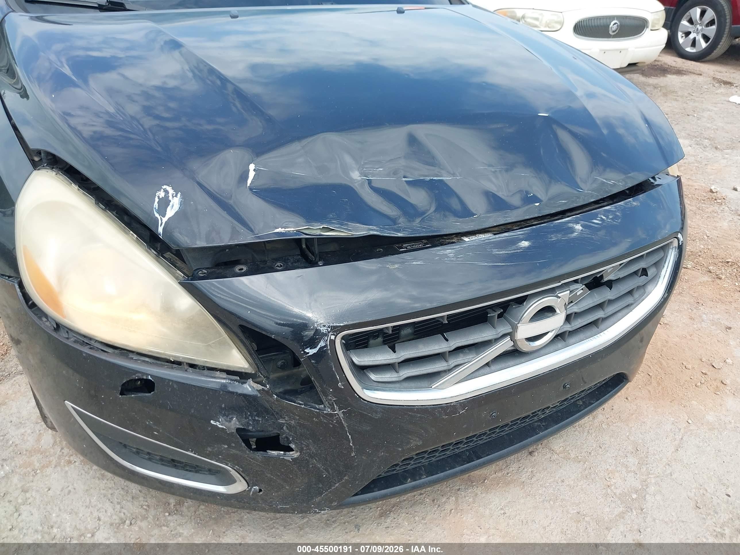 2012 Volvo S60 T5/t5 W/moonroof Черный vin: YV1622FS0C2139251