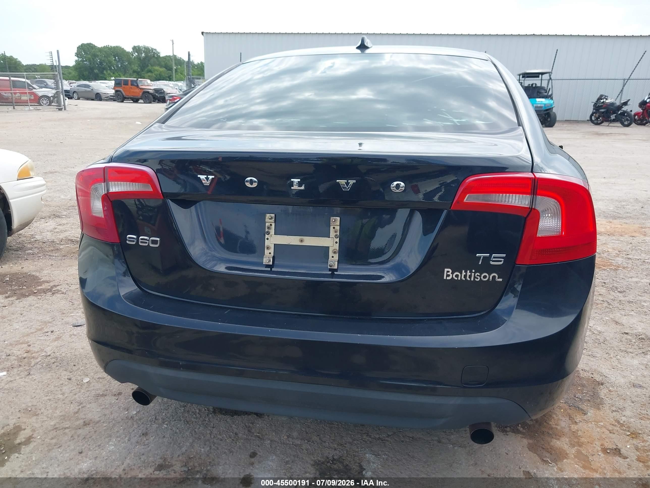 2012 Volvo S60 T5/t5 W/moonroof Черный vin: YV1622FS0C2139251