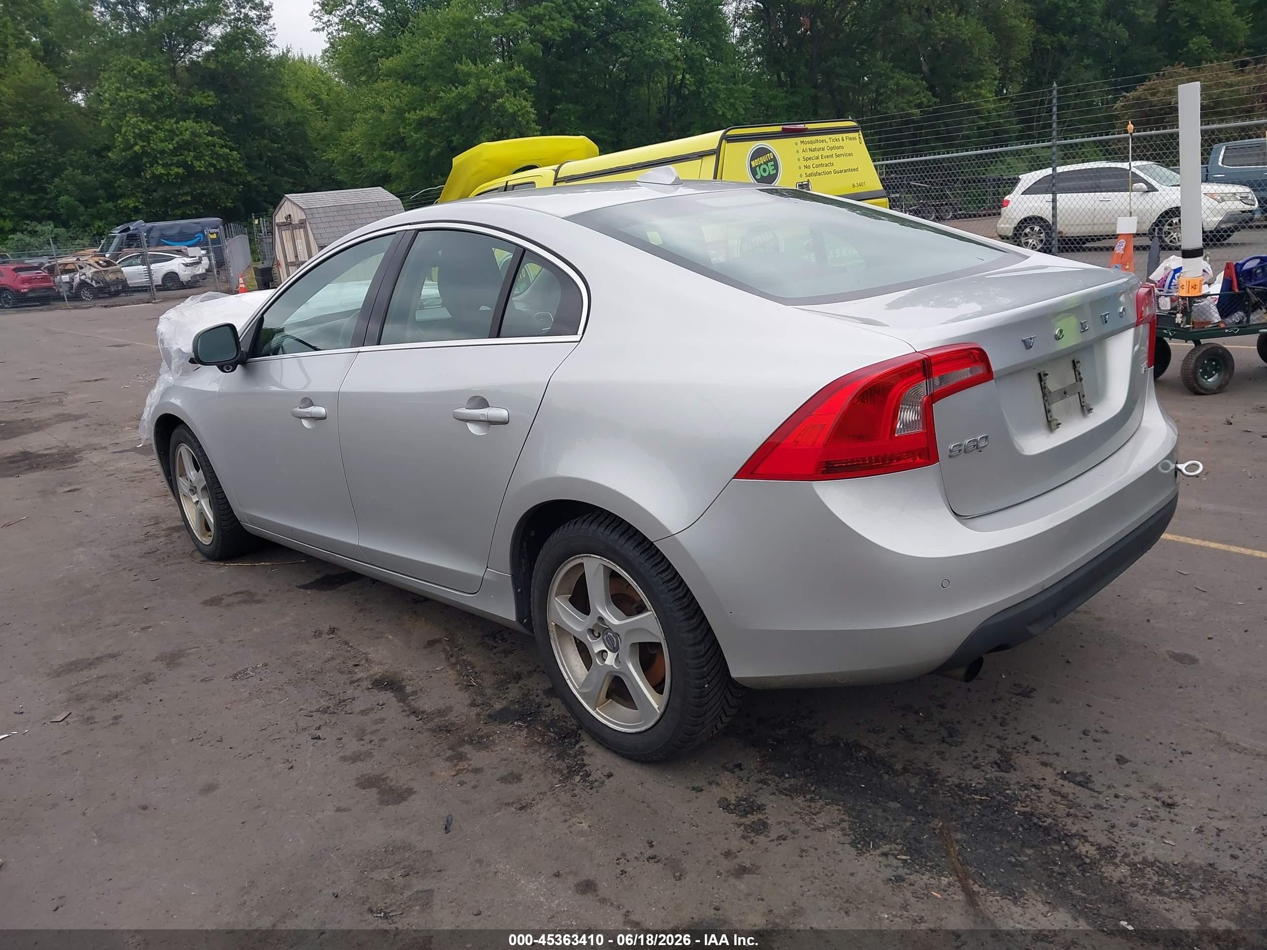 2012 Volvo S60 T5 Silver vin: YV1622FS1C2030975