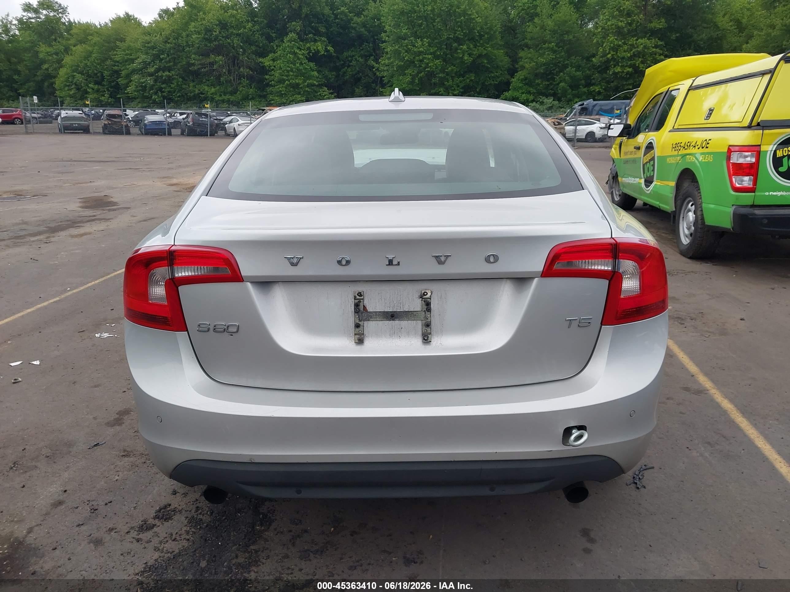 2012 Volvo S60 T5 Silver vin: YV1622FS1C2030975