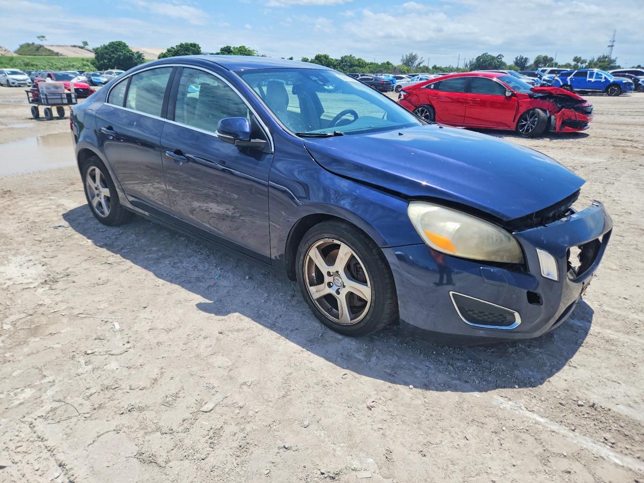 2012 Volvo S60 T5 Blue vin: YV1622FS1C2081750