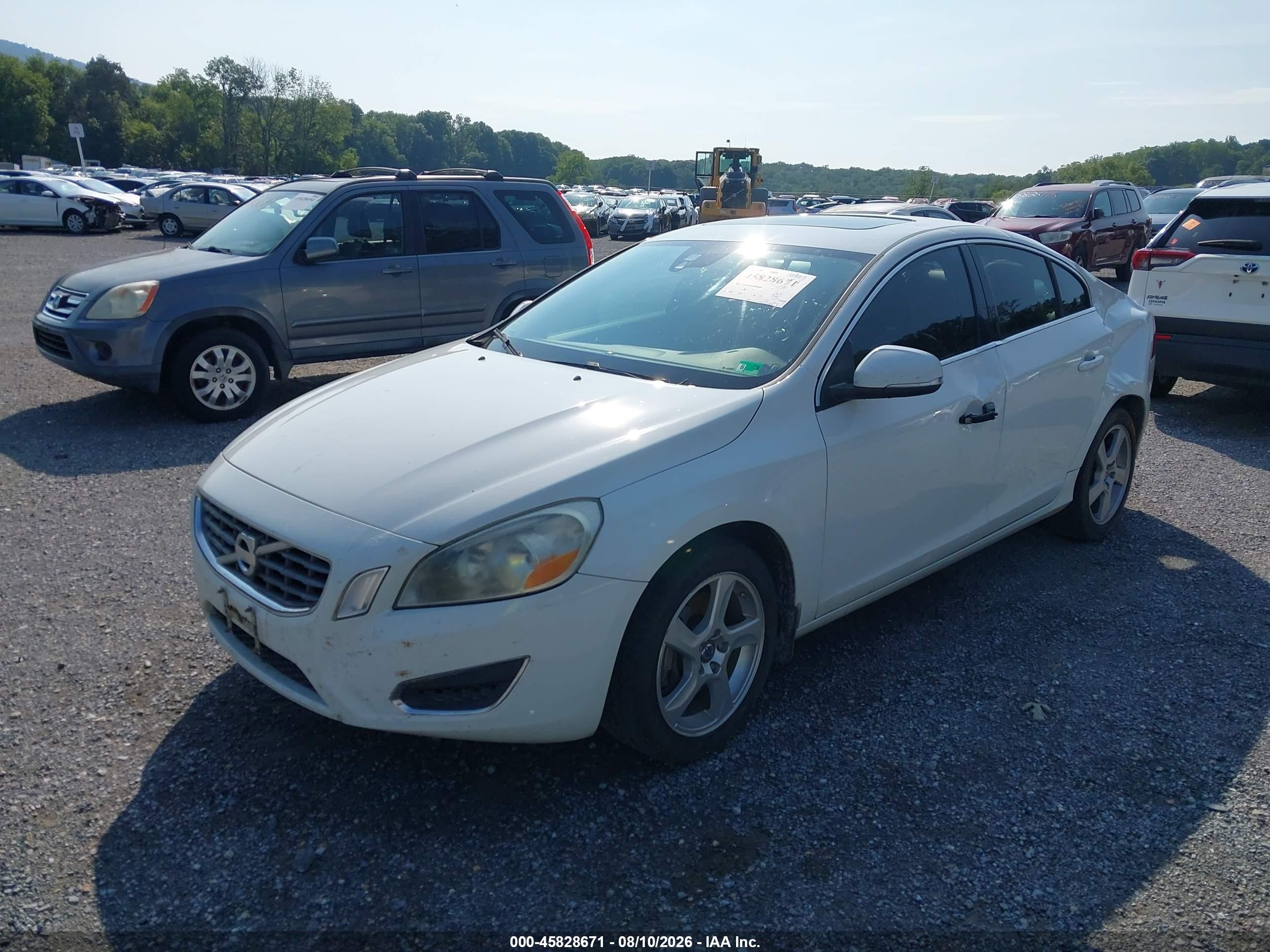 2012 Volvo S60 T5/t5 W/moonroof White vin: YV1622FS1C2106050
