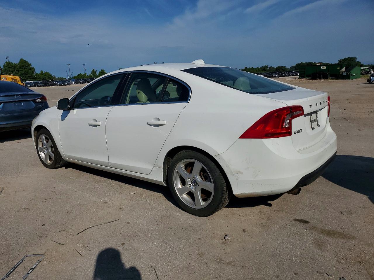2012 Volvo S60 T5 White vin: YV1622FS1C2106789