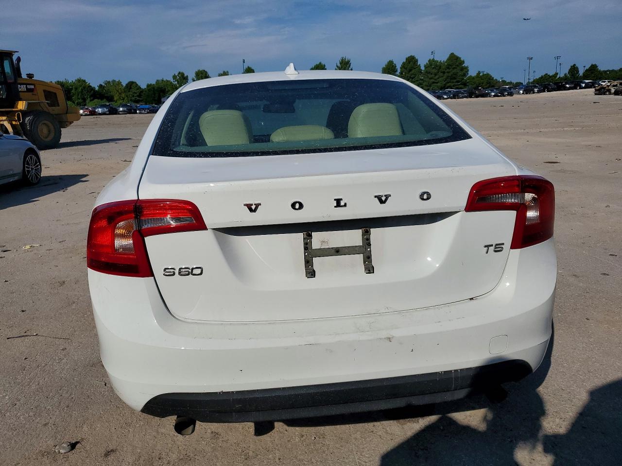 2012 Volvo S60 T5 White vin: YV1622FS1C2106789