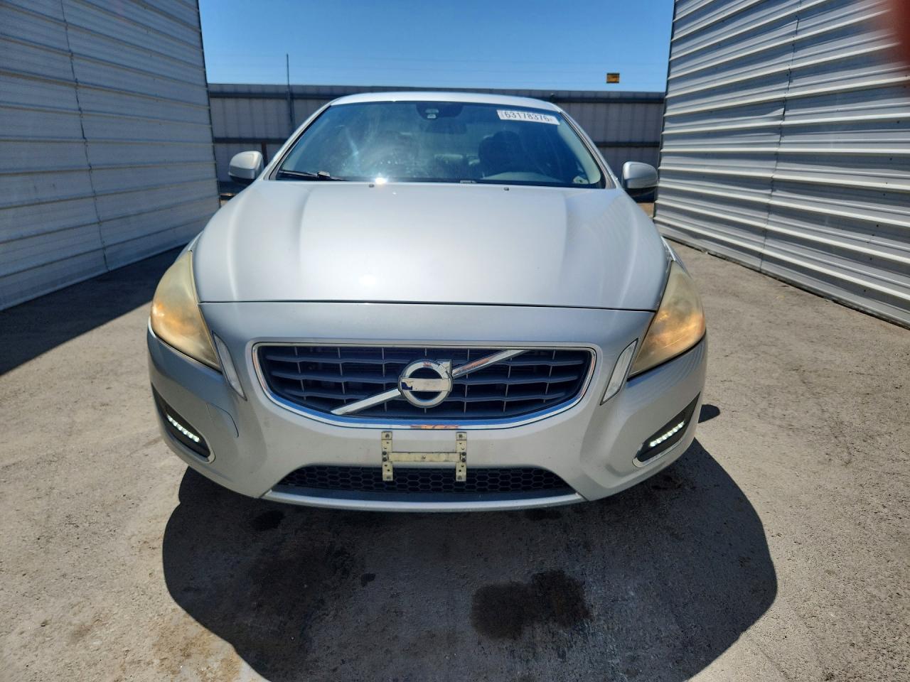 2012 Volvo S60 T5 Серебряный vin: YV1622FS1C2112351