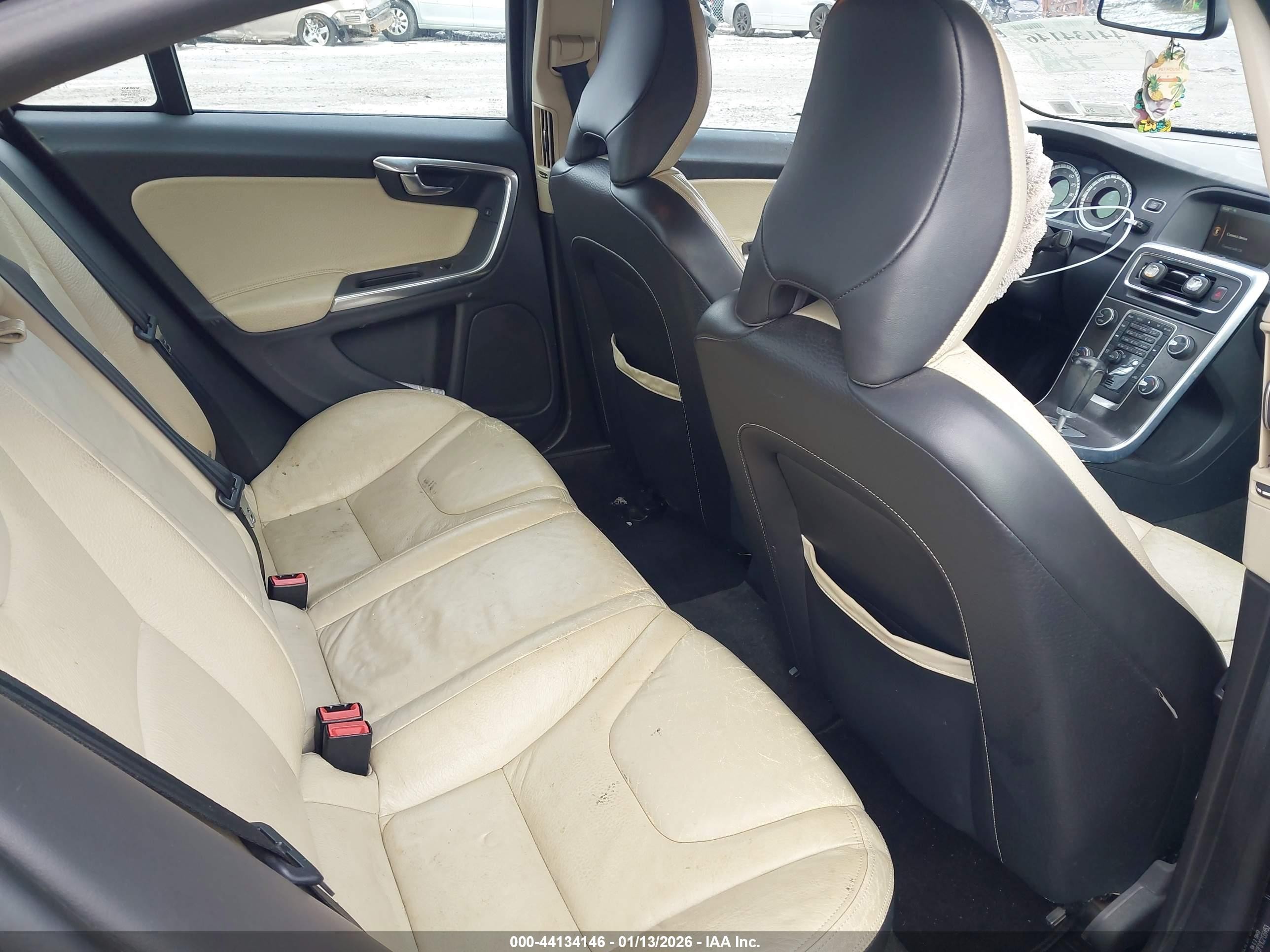 2012 Volvo S60 T5 Black vin: YV1622FS1C2139453