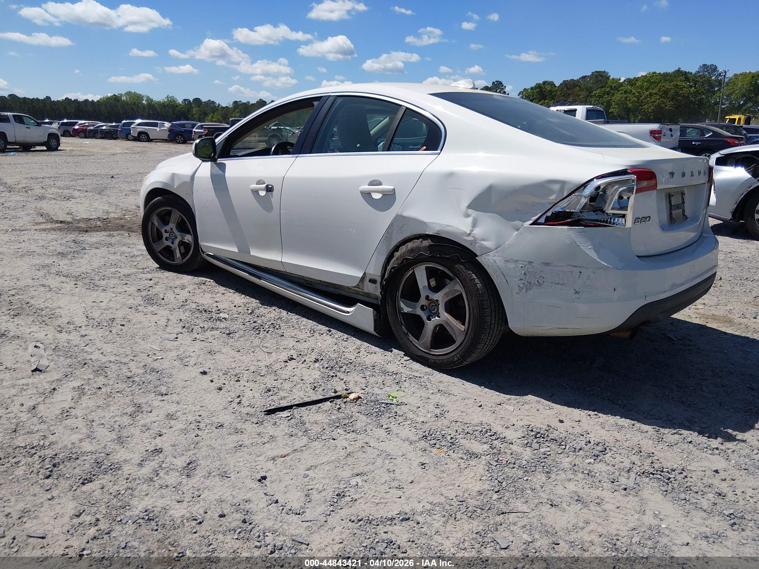2012 Volvo S60 T5 White vin: YV1622FS2C2026076