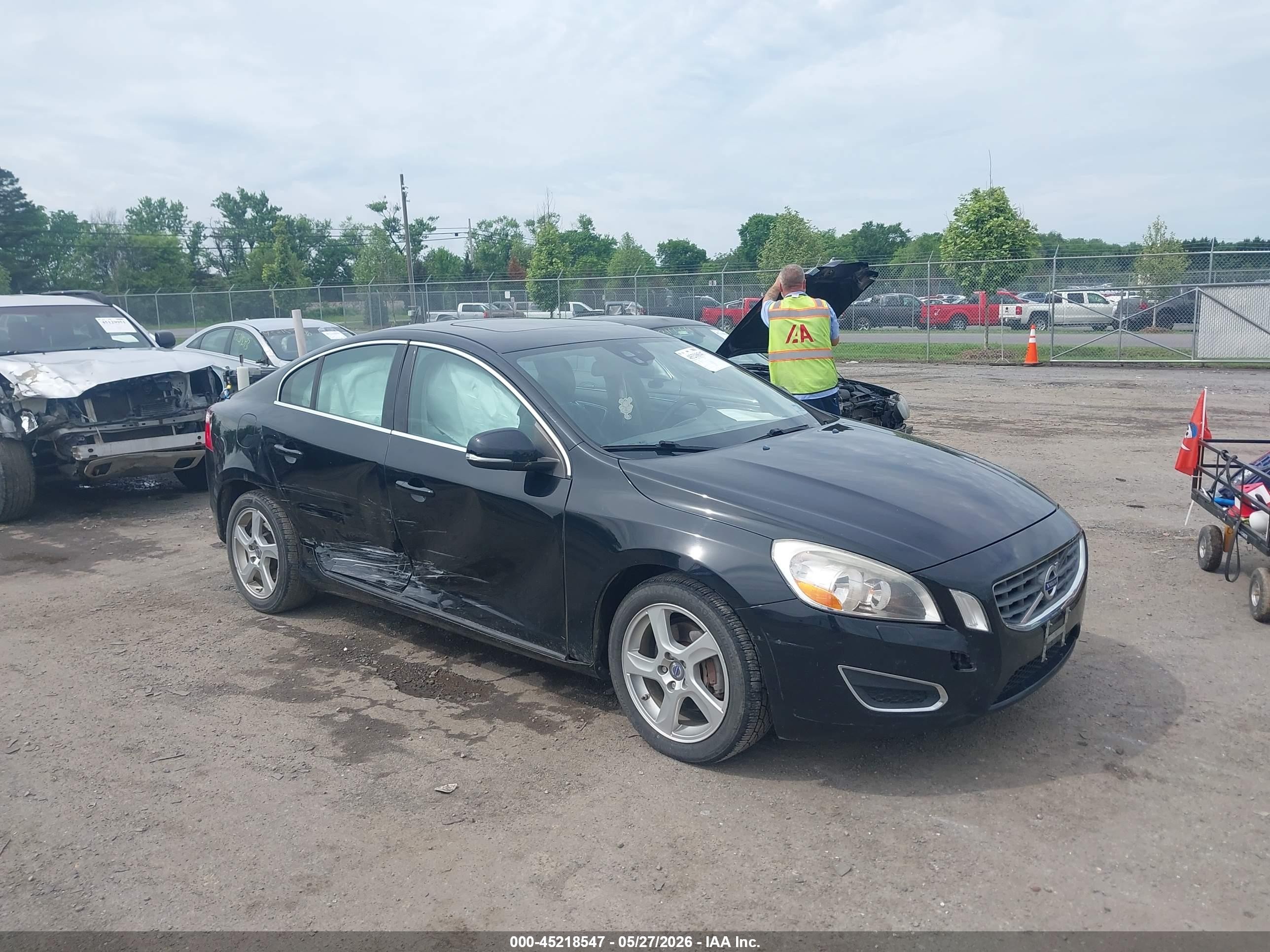 2012 Volvo S60 T5 Black vin: YV1622FS2C2037160