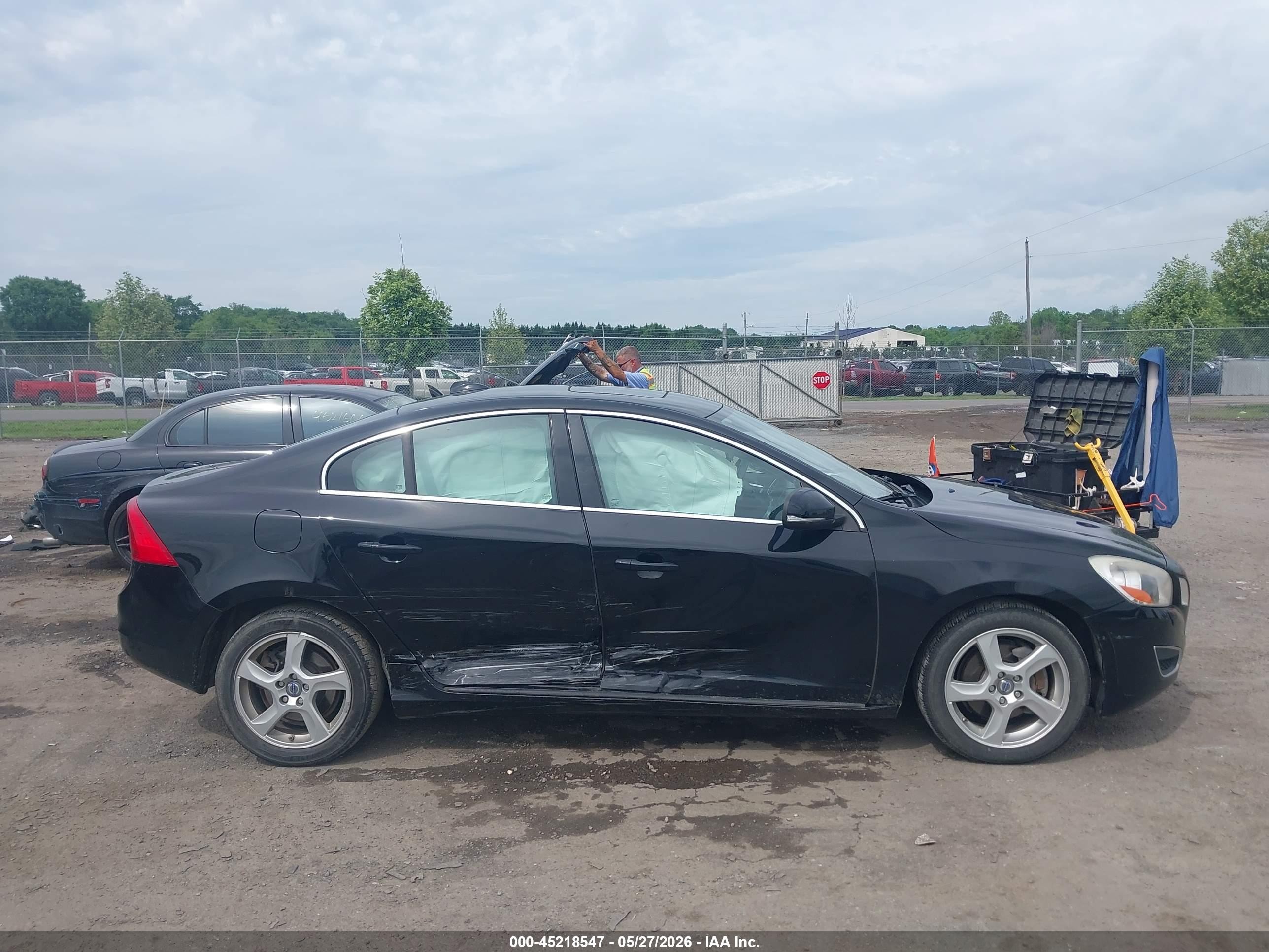 2012 Volvo S60 T5 Black vin: YV1622FS2C2037160