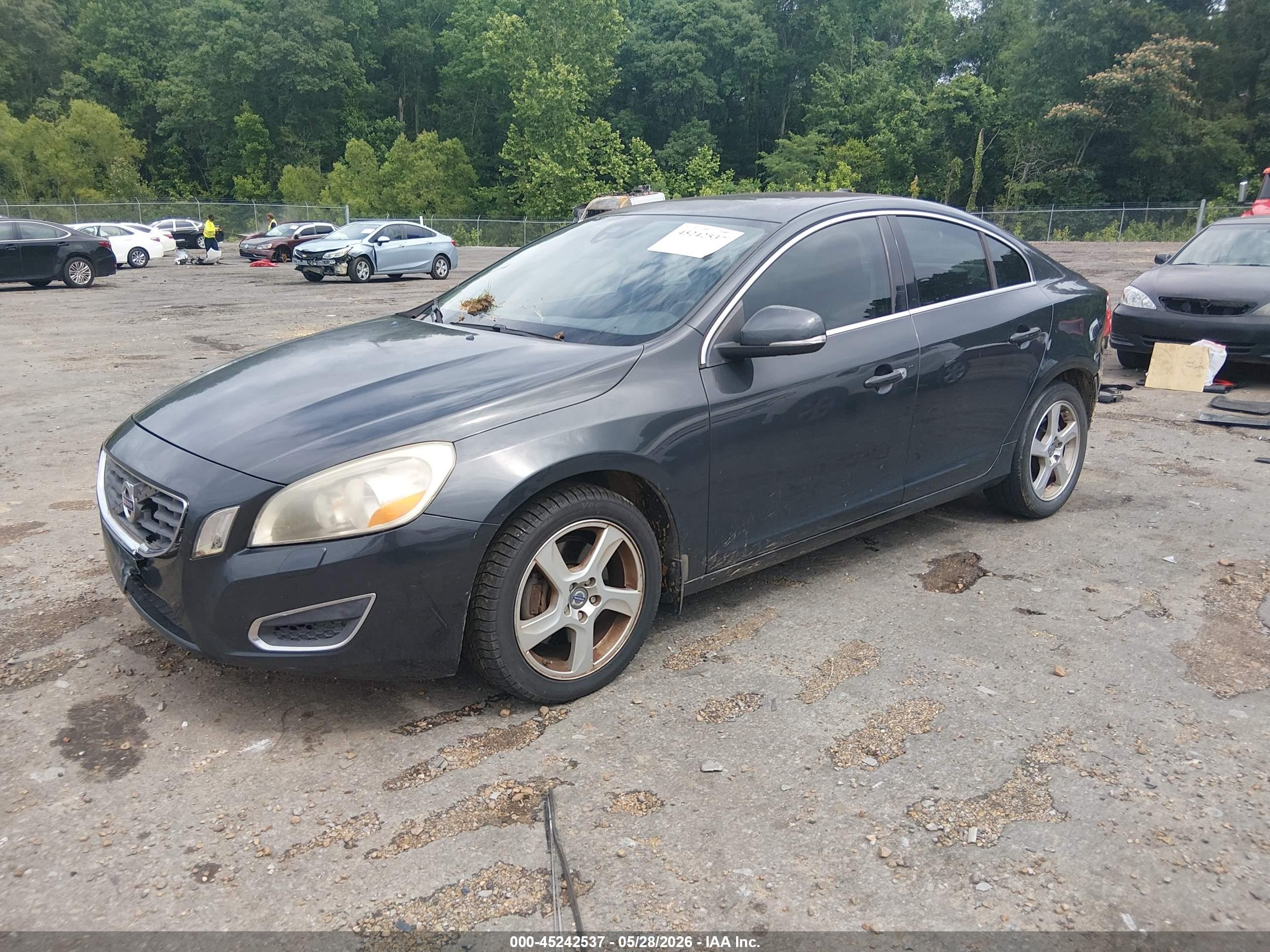 2012 Volvo S60 T5 Черный vin: YV1622FS2C2128073