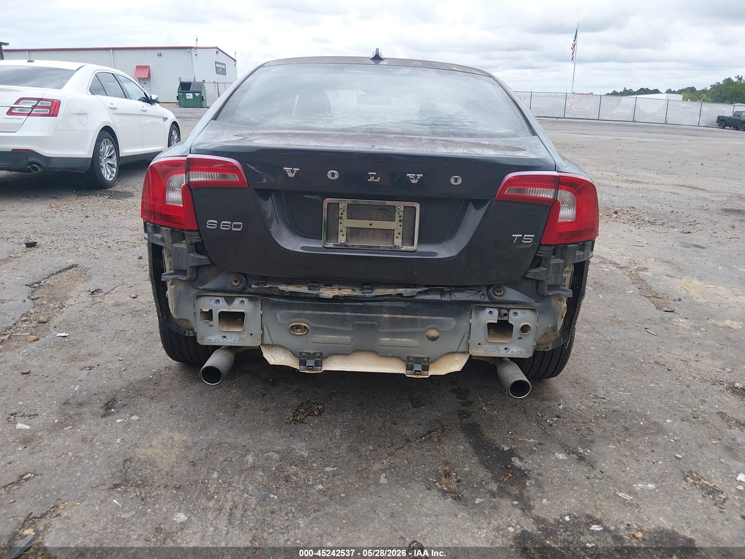 2012 Volvo S60 T5 Черный vin: YV1622FS2C2128073
